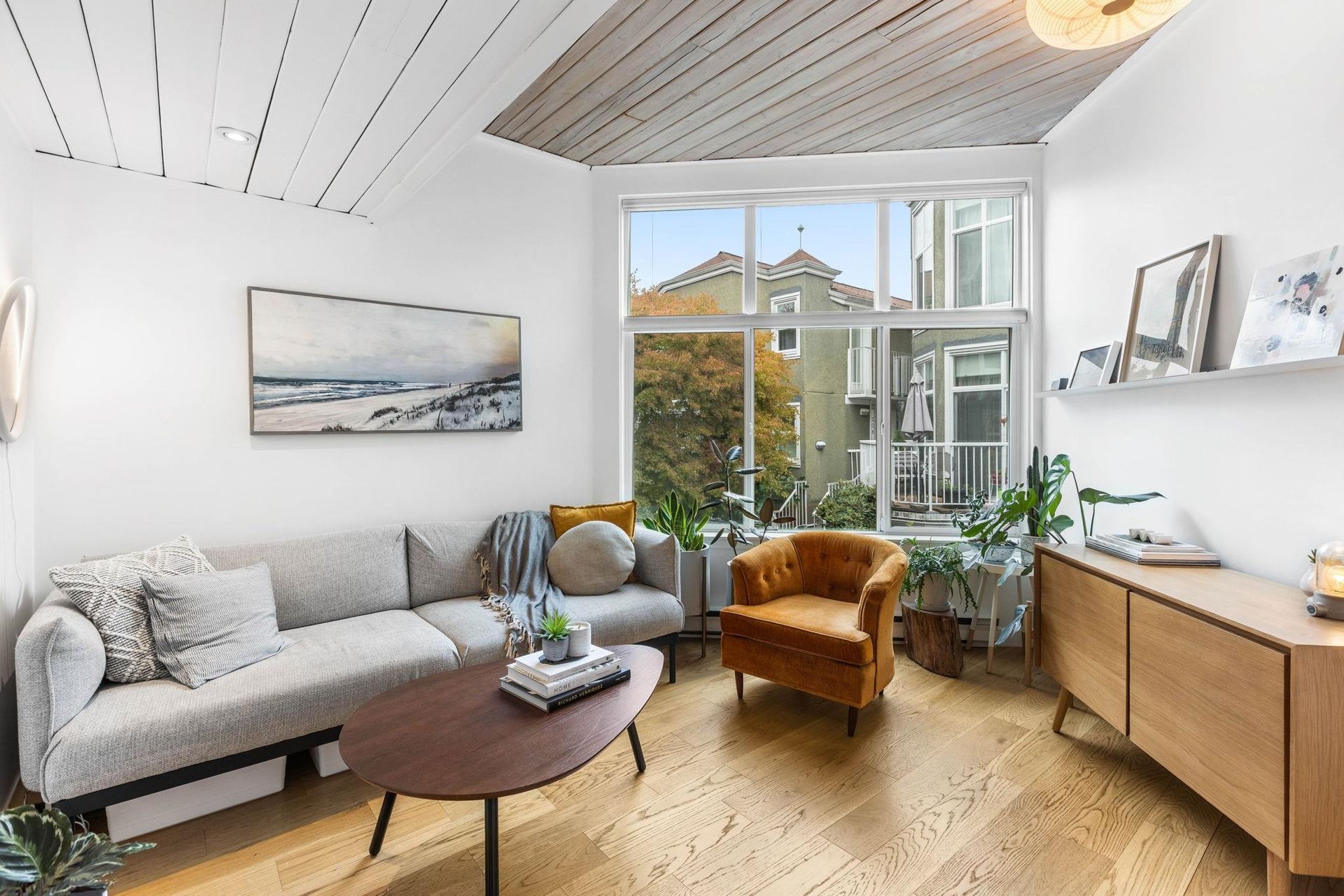 212 - 1045 W 8th Avenue, Fairview VW, Vancouver West  by Angell Hasman & Associates Realty 212 - 1045 W 8th Avenue, Fairview VW, Vancouver West