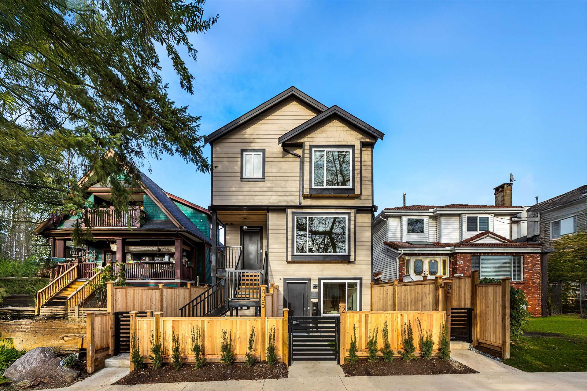 1 - 435 E 47th Avenue, Fraser VE, Vancouver East by Angell Hasman & Associates Realty 1 - 435 E 47th Avenue, Fraser VE, Vancouver East