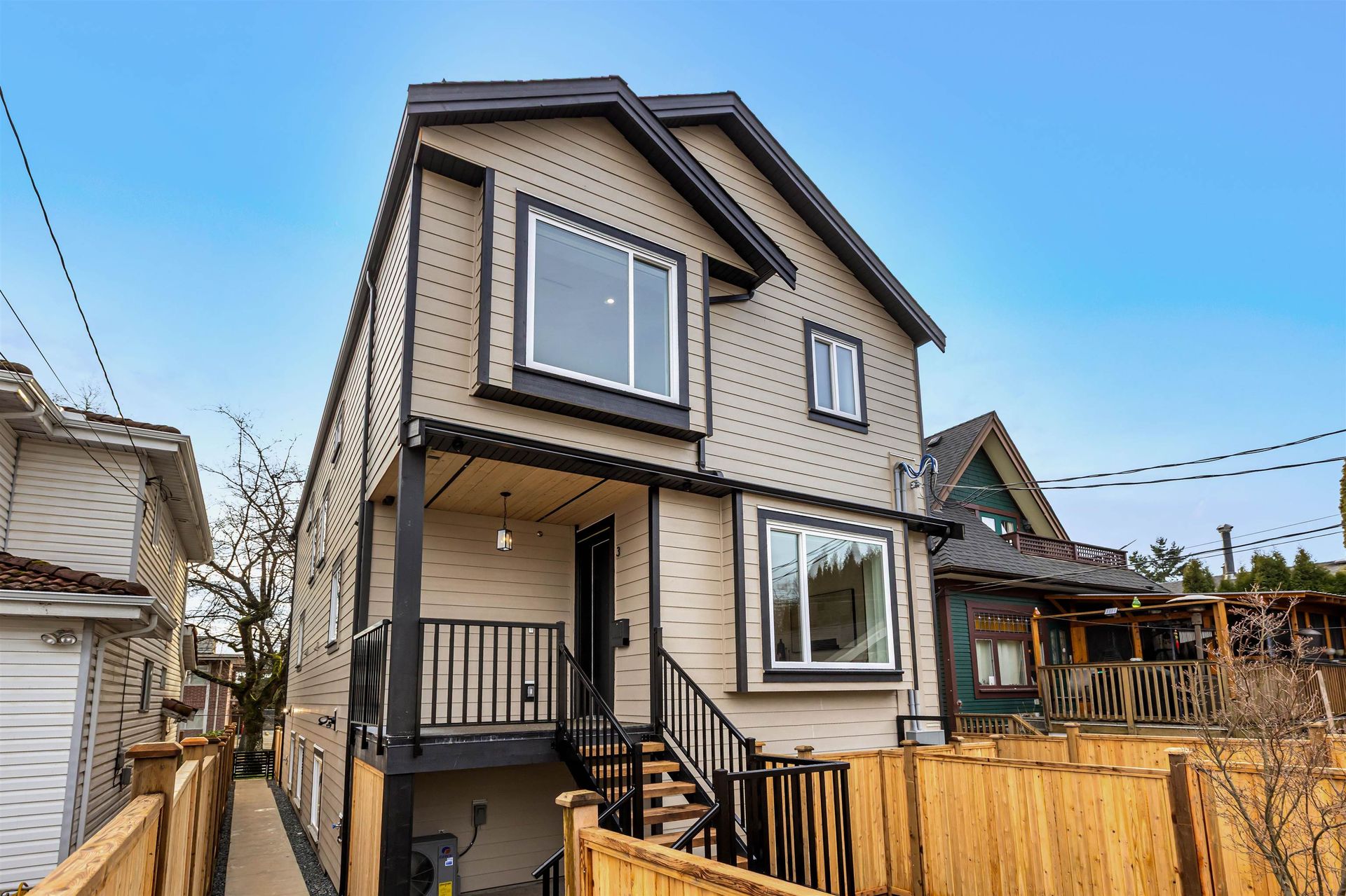 2 - 435 E 47th Avenue, Fraser VE, Vancouver East by Angell Hasman & Associates Realty 2 - 435 E 47th Avenue, Fraser VE, Vancouver East