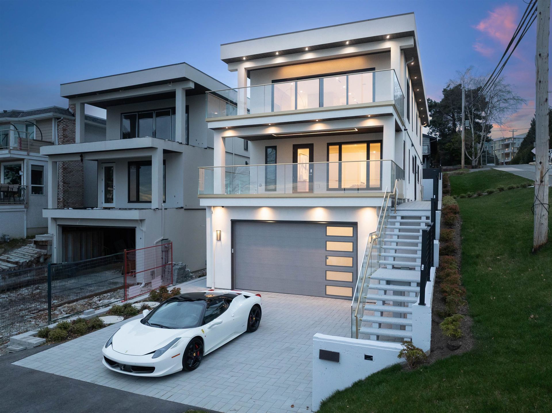 14799 Oxenham Avenue, White Rock, South Surrey White Rock by Angell Hasman & Associates Realty 14799 Oxenham Avenue, White Rock, South Surrey White Rock