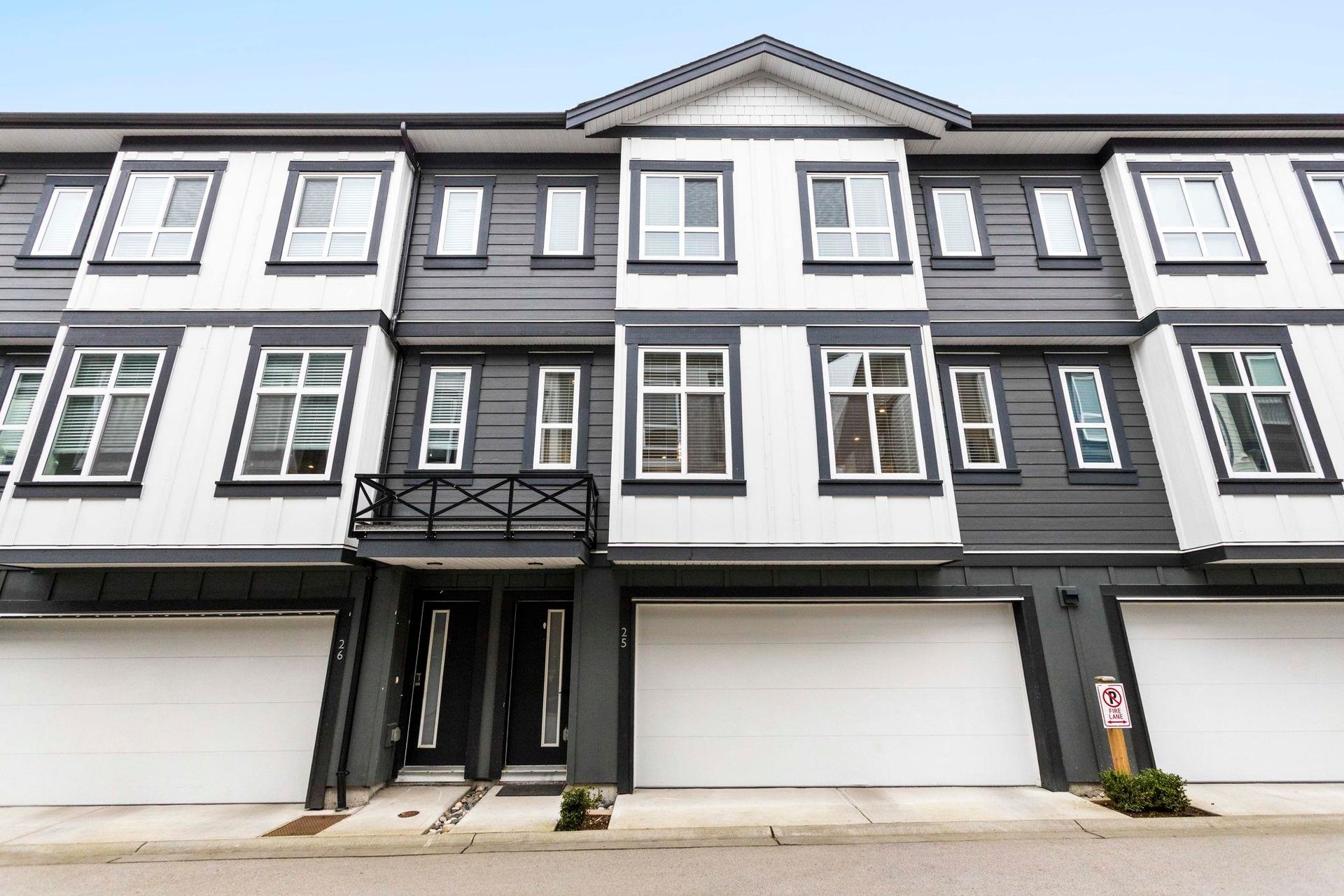 25 - 19255 Aloha Drive, Clayton, Cloverdale by Angell Hasman & Associates Realty 25 - 19255 Aloha Drive, Clayton, Cloverdale