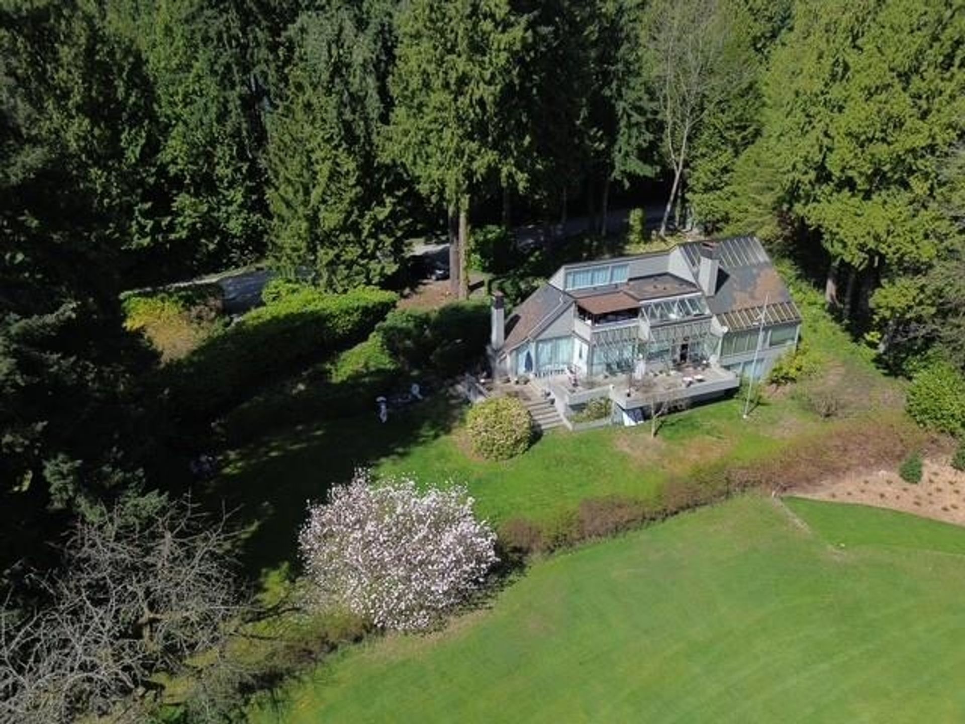 460 Southborough Drive, British Properties, West Vancouver by Angell Hasman & Associates Realty 460 Southborough Drive, British Properties, West Vancouver