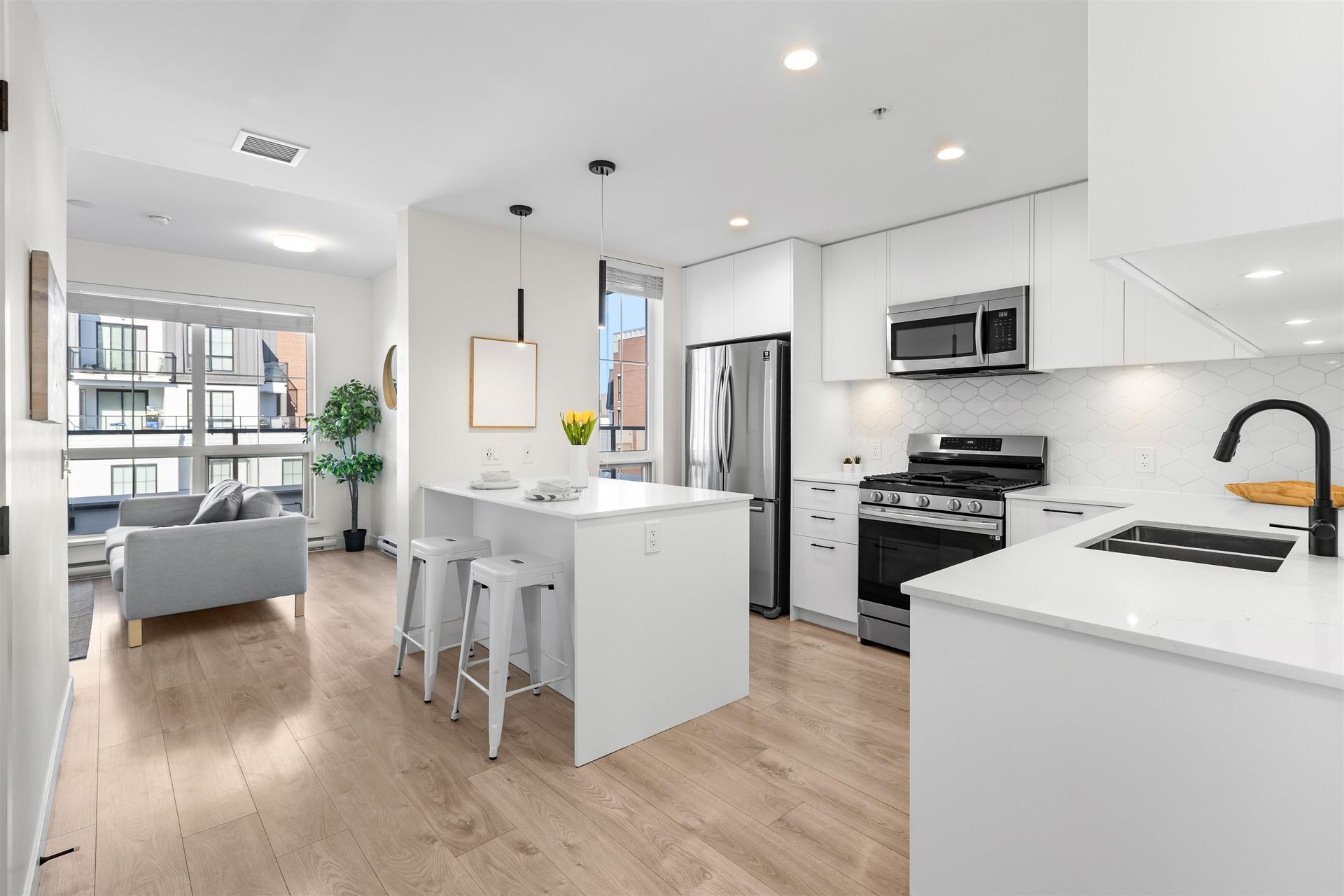 501 - 20052 83a Avenue, Willoughby Heights, Langley by Angell Hasman & Associates Realty 501 - 20052 83a Avenue, Willoughby Heights, Langley