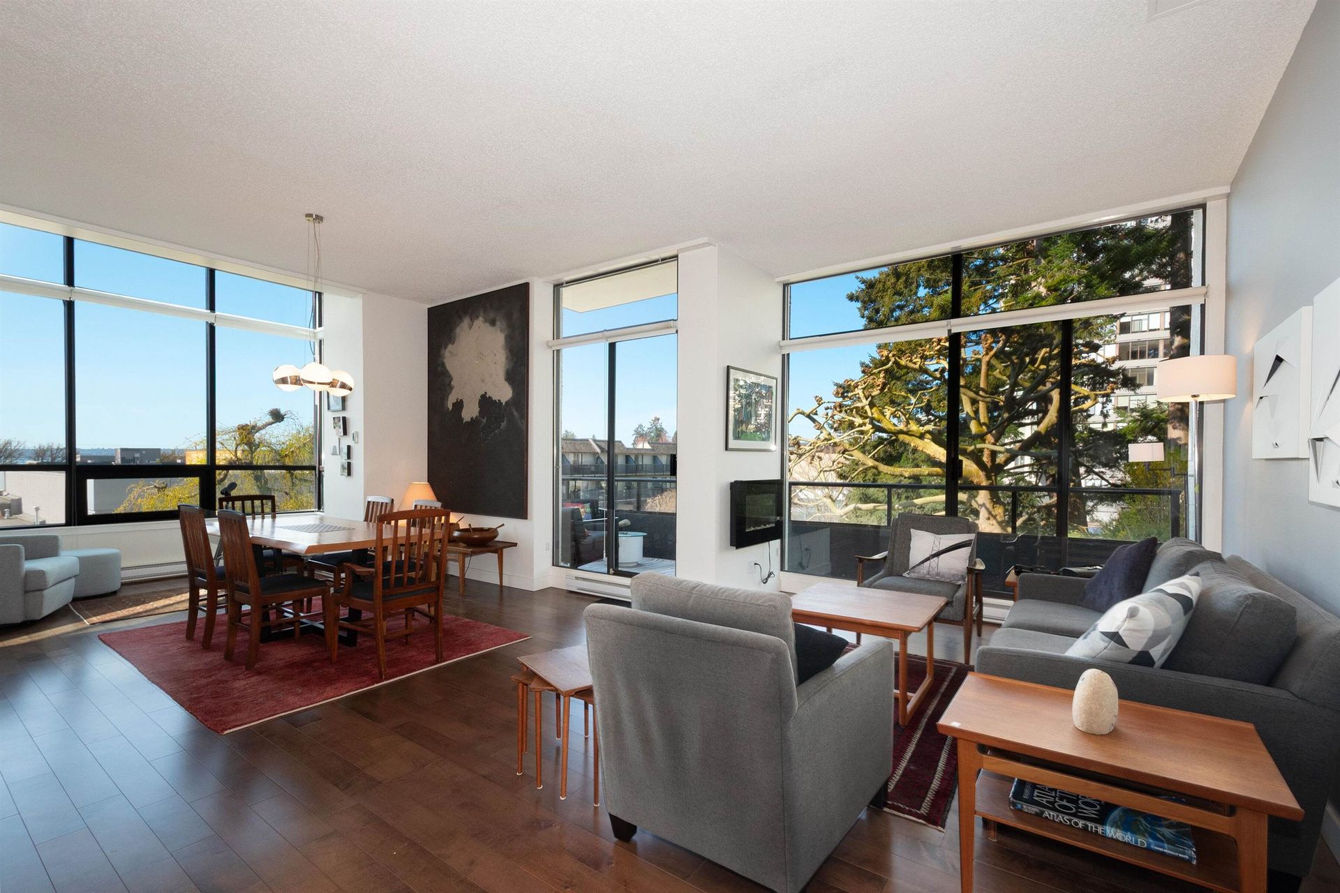 114 - 1420 Duchess Avenue, Ambleside, West Vancouver by Angell Hasman & Associates Realty 114 - 1420 Duchess Avenue, Ambleside, West Vancouver