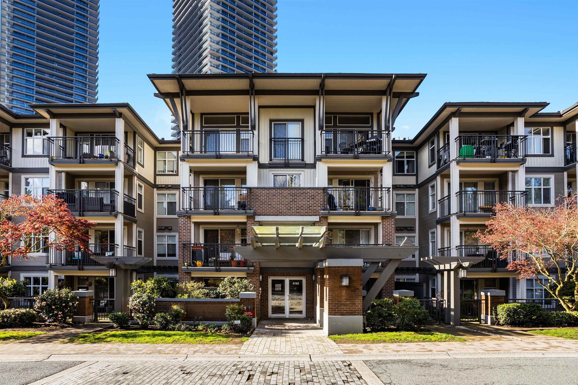 419 - 4768 Brentwood Drive, Brentwood Park, Burnaby North by Angell Hasman & Associates Realty 419 - 4768 Brentwood Drive, Brentwood Park, Burnaby North