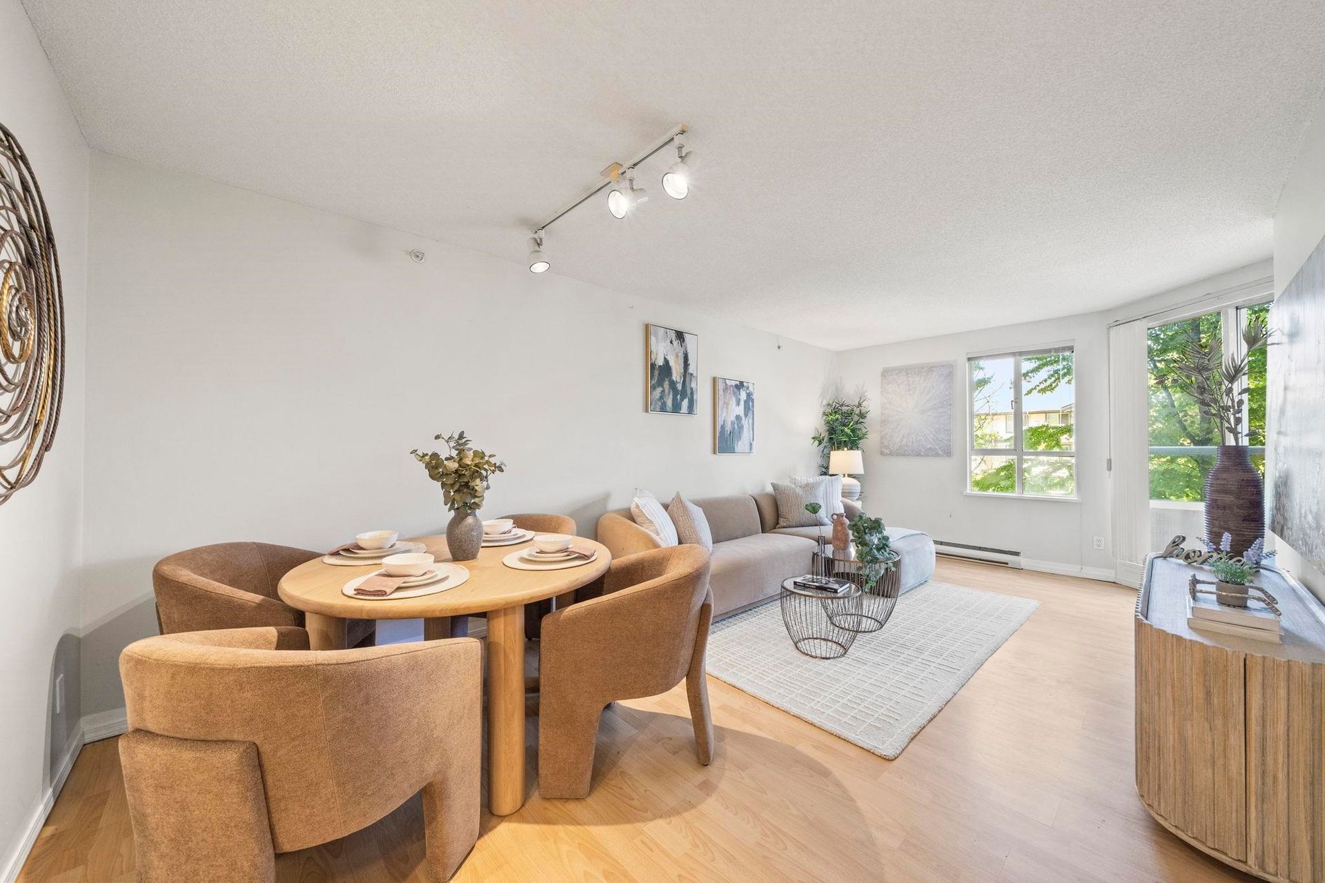 406 - 3489 Ascot Place, Collingwood VE, Vancouver East by Angell Hasman & Associates Realty 406 - 3489 Ascot Place, Collingwood VE, Vancouver East