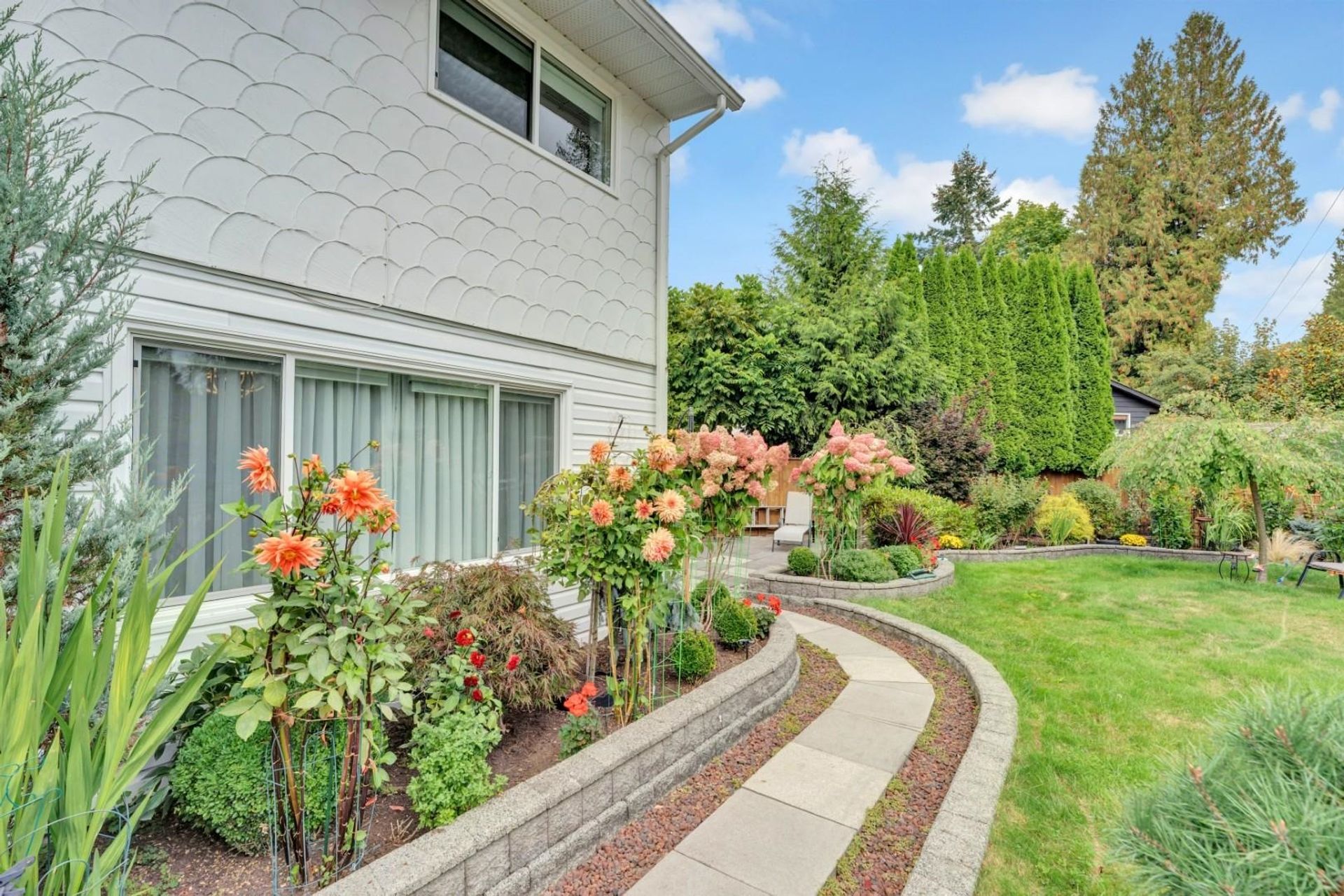 1401 Apel Drive, Oxford Heights, Port Coquitlam by Angell Hasman & Associates Realty 1401 Apel Drive, Oxford Heights, Port Coquitlam