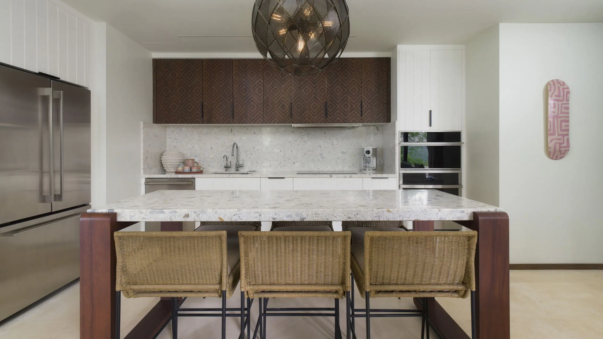 liraz-p1428-two-br-villa-kitchen-front16x9