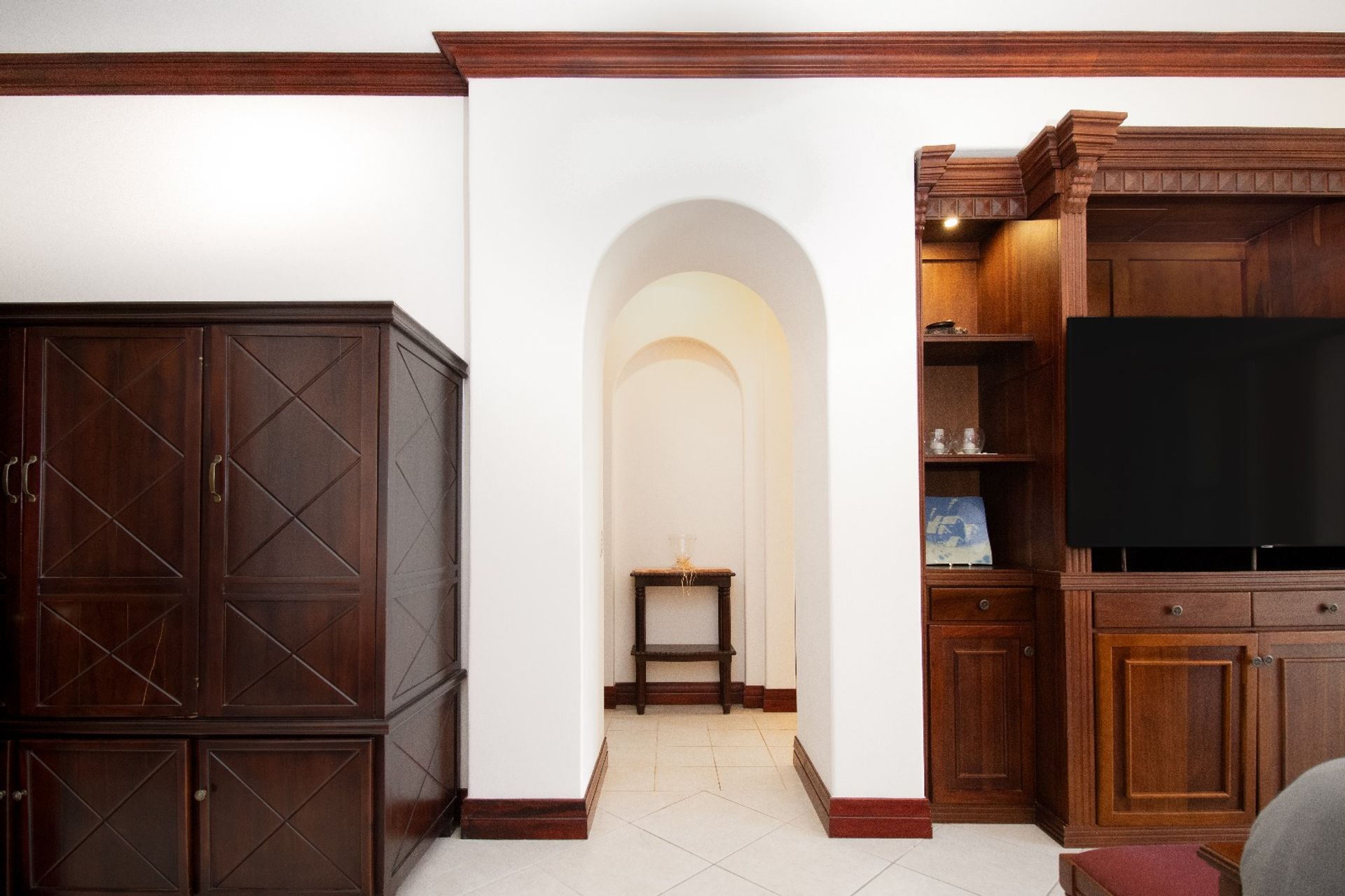 e7508fe1-d1c3-427d-9094-992fa7fe8359-1