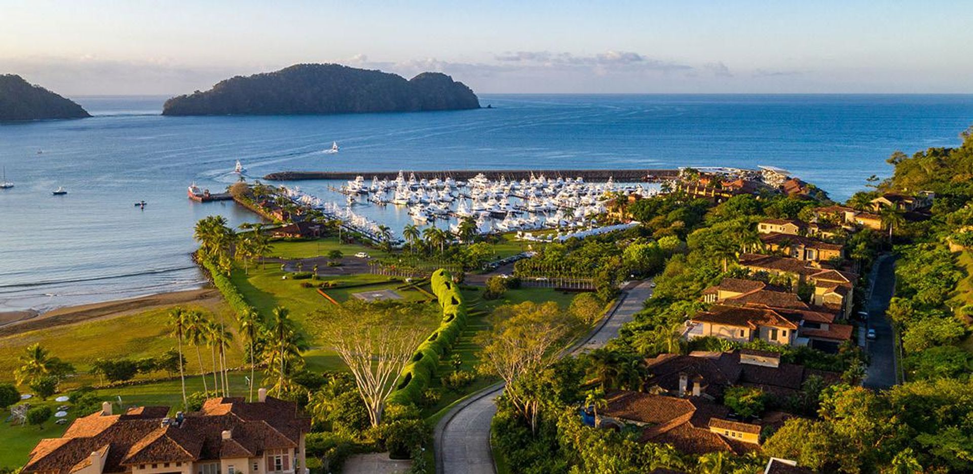 Del Bosque Vistas De La Marina