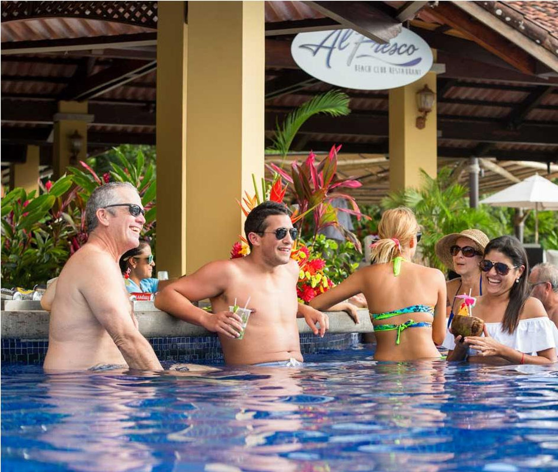 Los sueños resort and marina