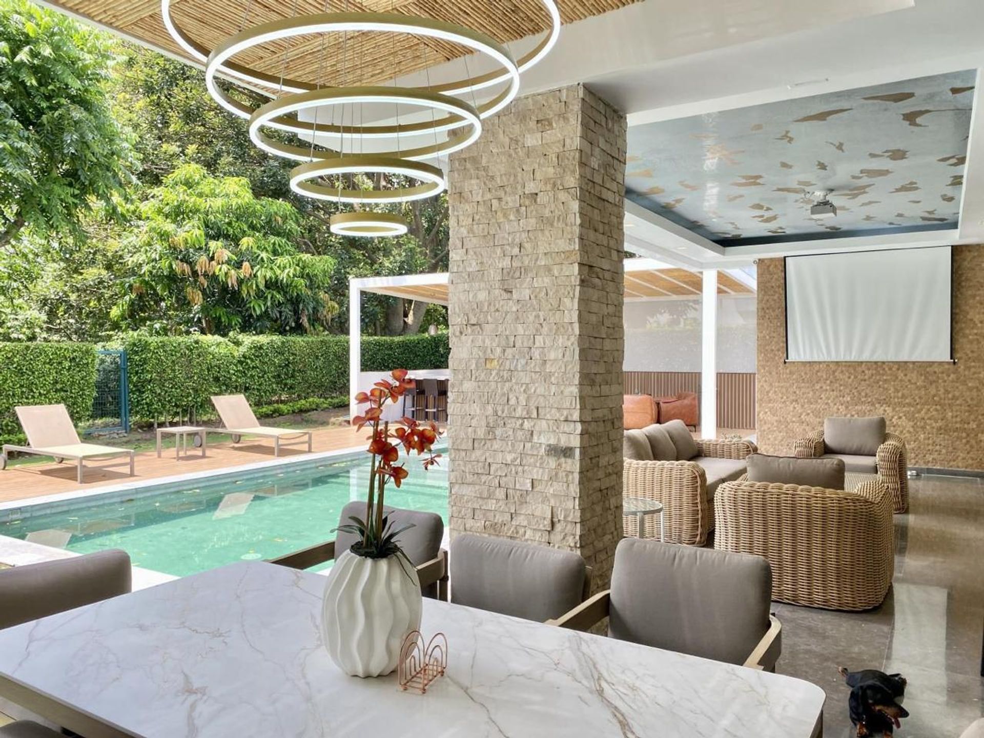 La Hacienda Rio Oro Santa Ana