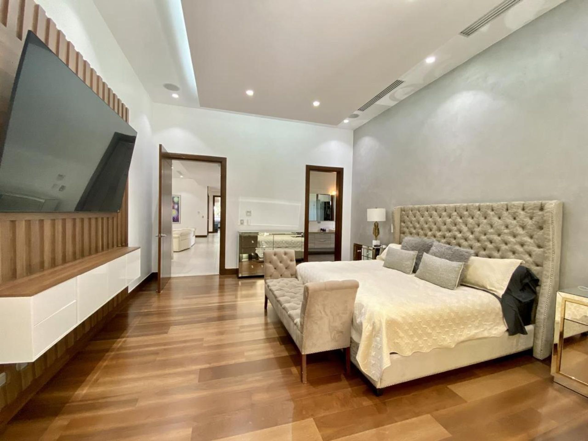 La Hacienda Rio Oro Santa Ana