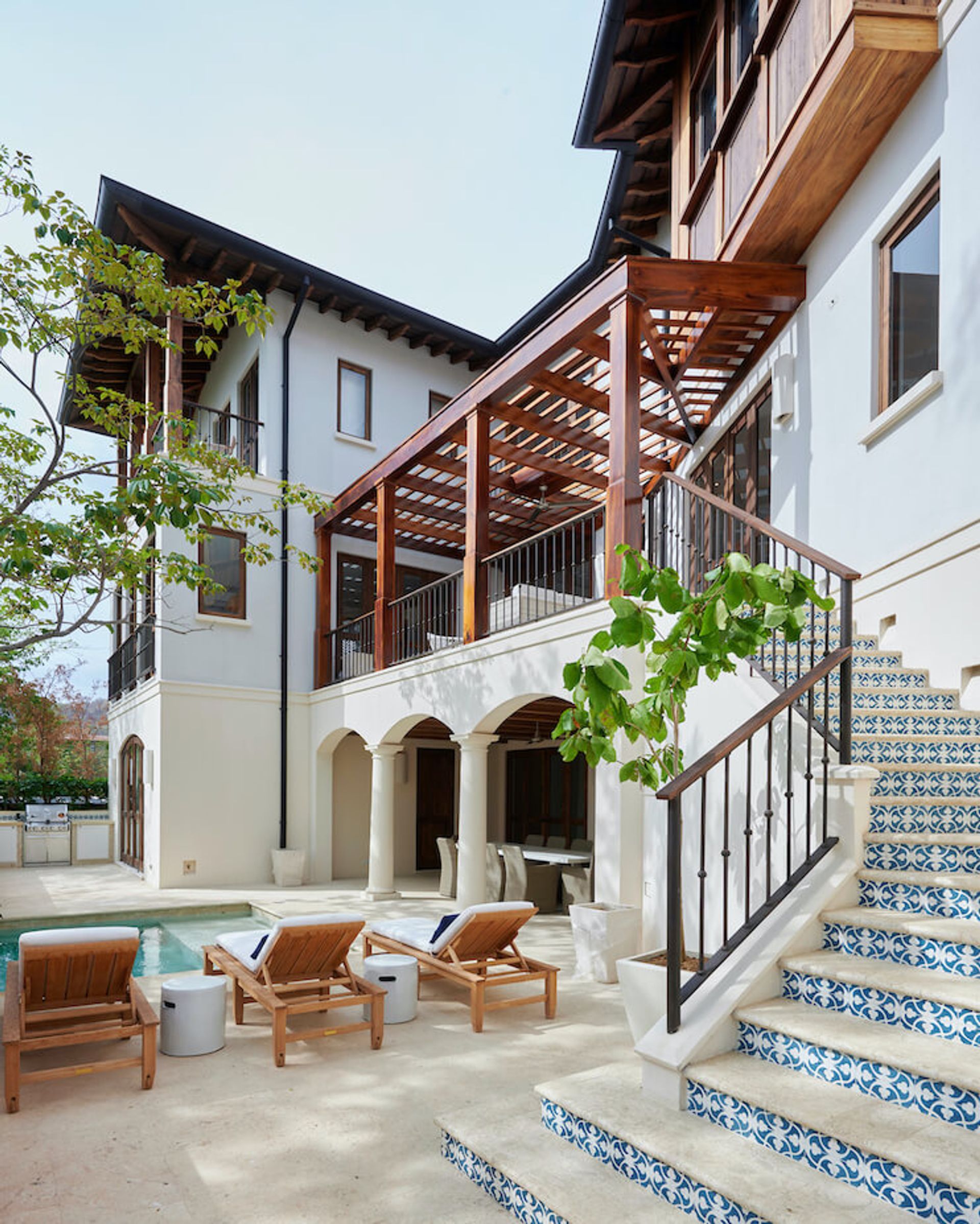 home_stay_image1_own-1599076975119