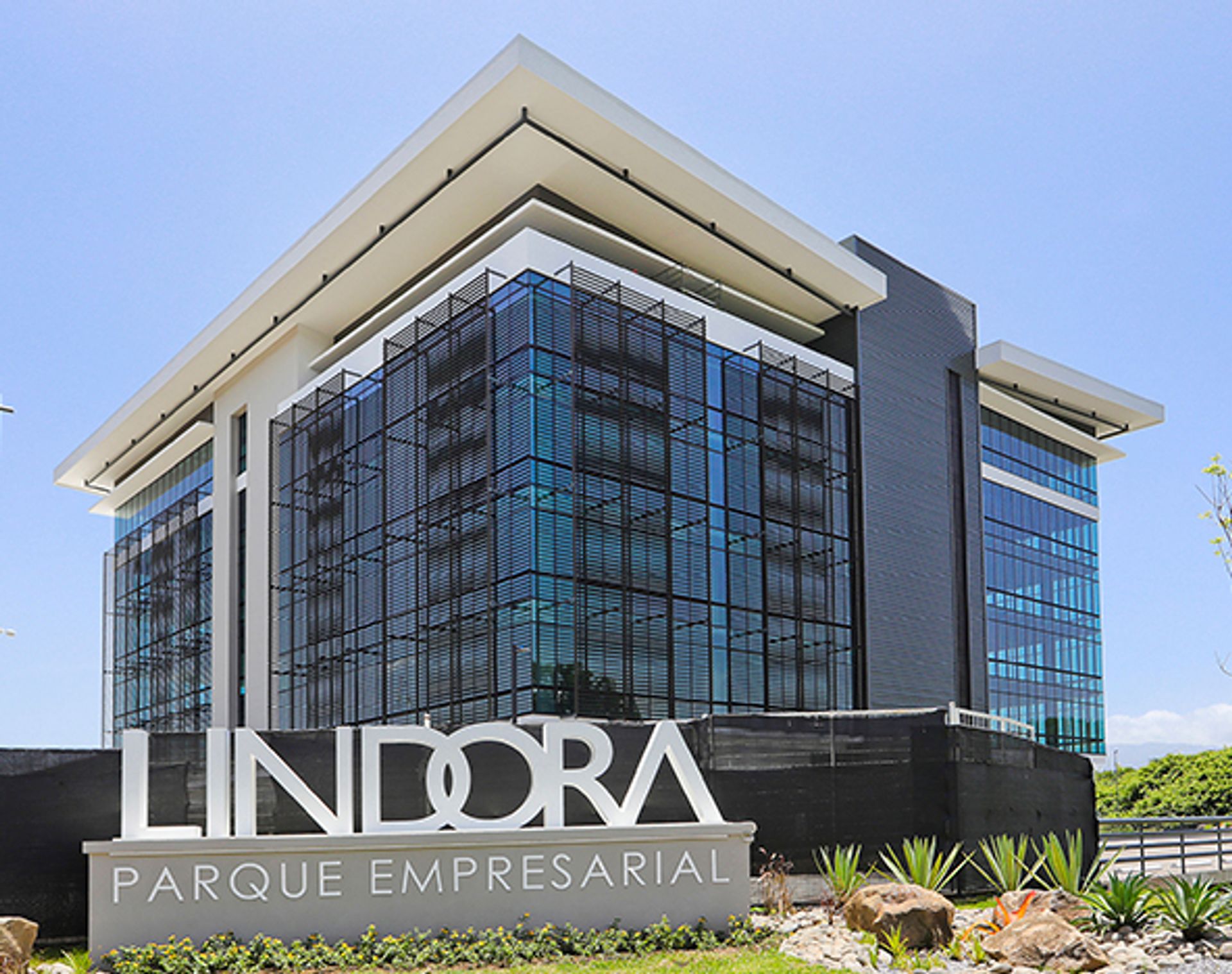 parque empresarial lindora - Local comercial