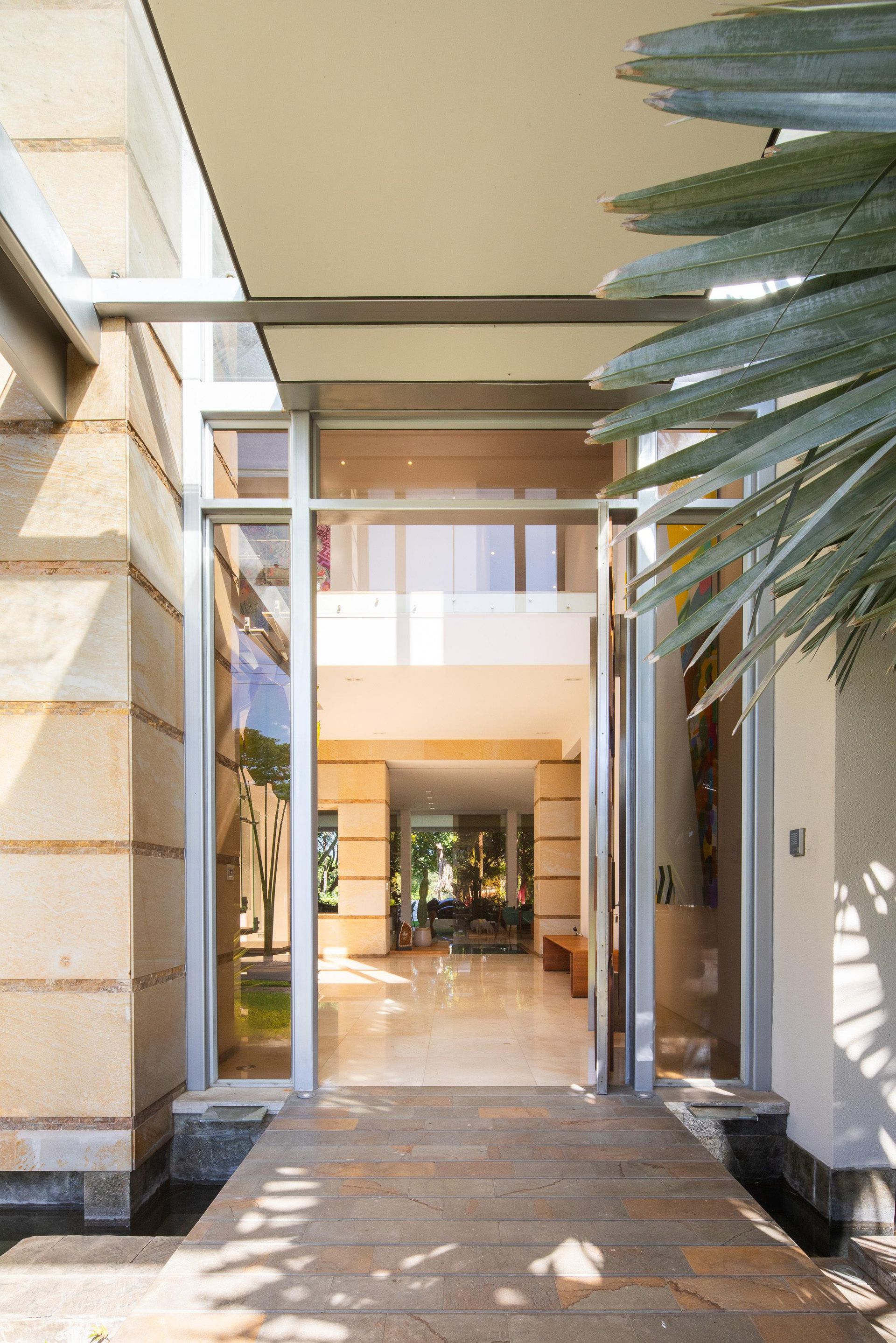 Luxury house for sale in Valle del so l golf course Santa Ana san jose luxuty lifestyle santa ana escazu san jose house for sale