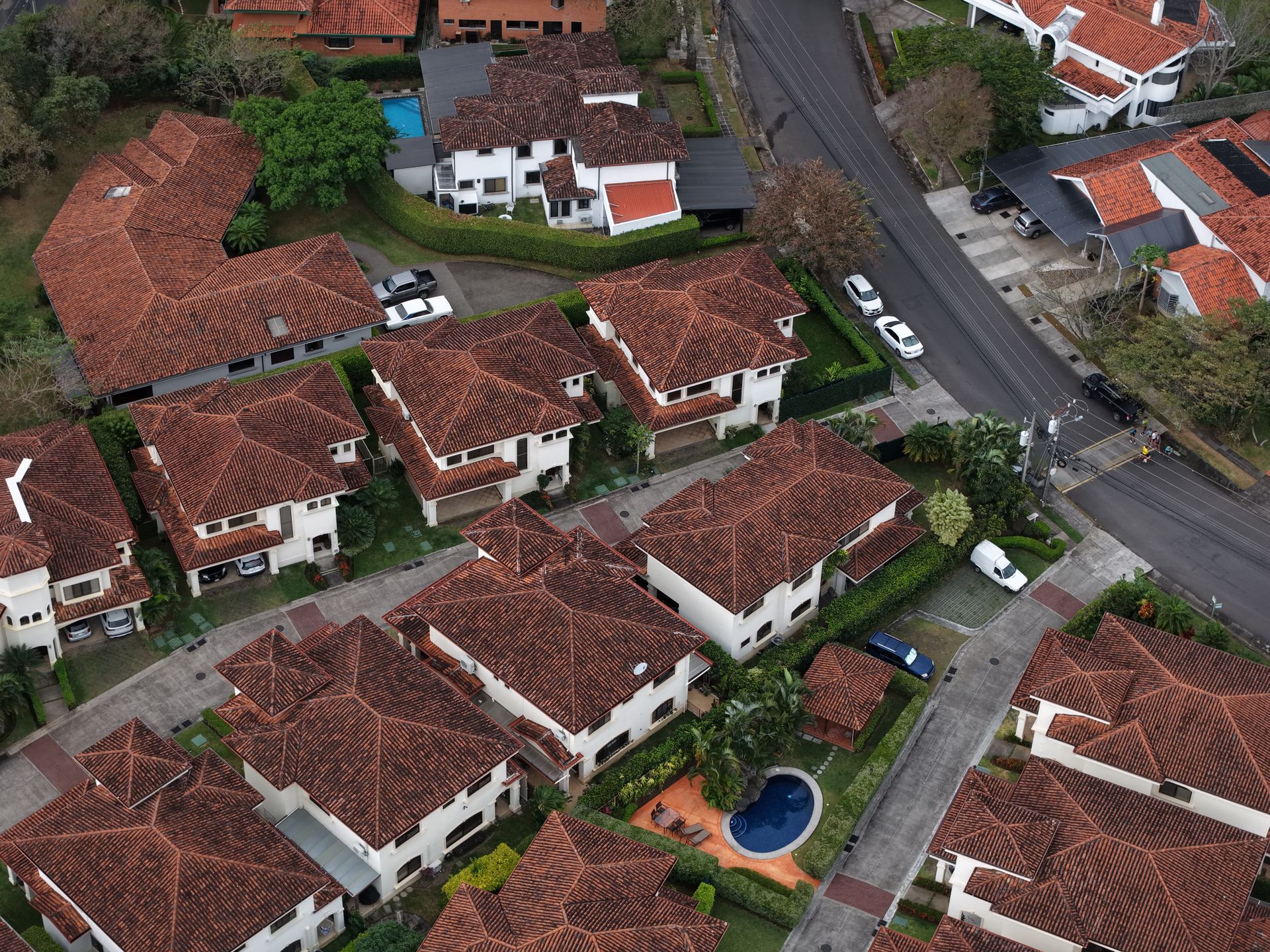 Valle del sol golf course Lindora single home for sale santa ana colonial home for sale santa ana costa rica luxury home for sal