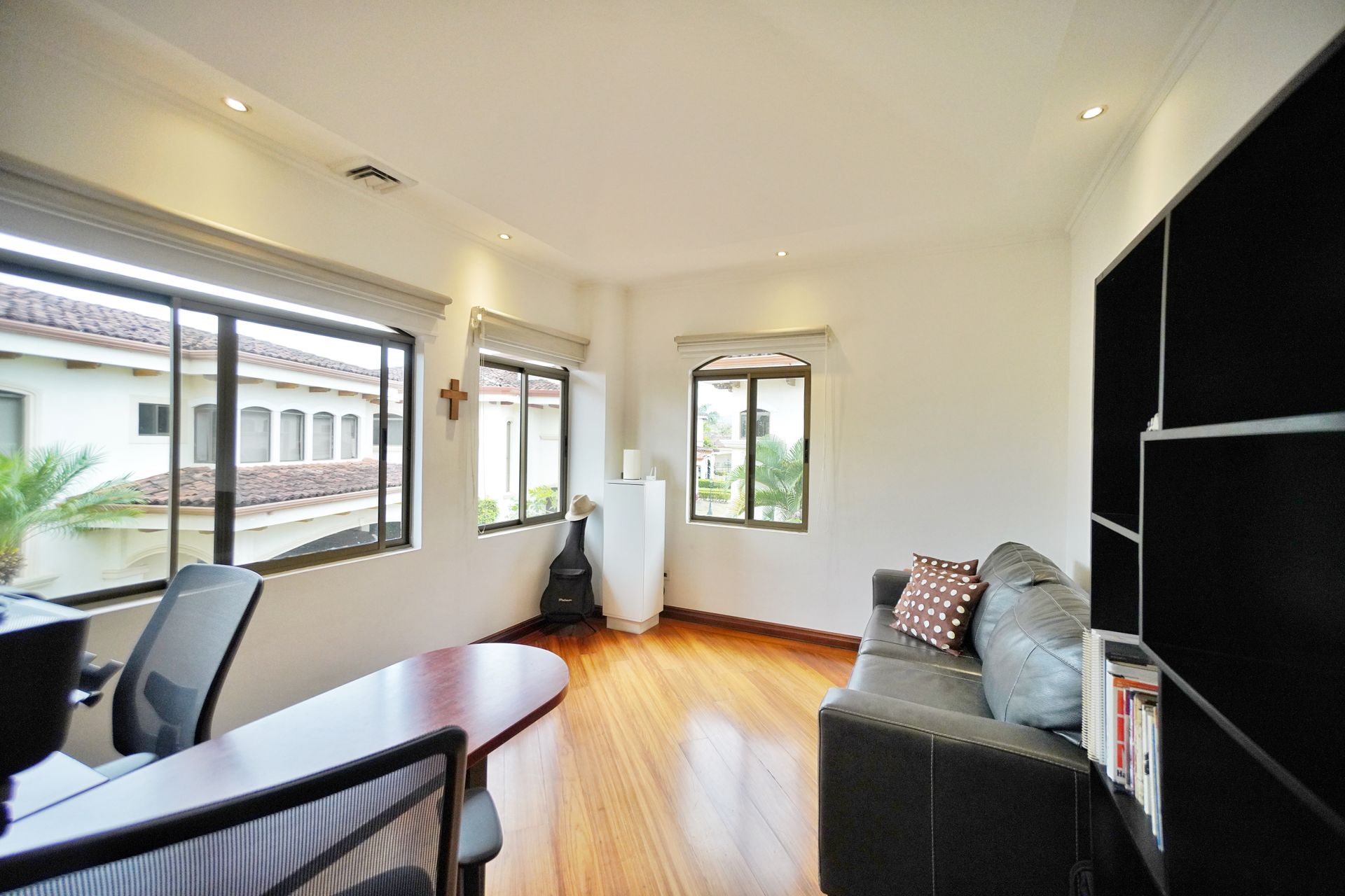 Valle del sol golf course Lindora single home for sale santa ana colonial home for sale santa ana costa rica luxury home for sal