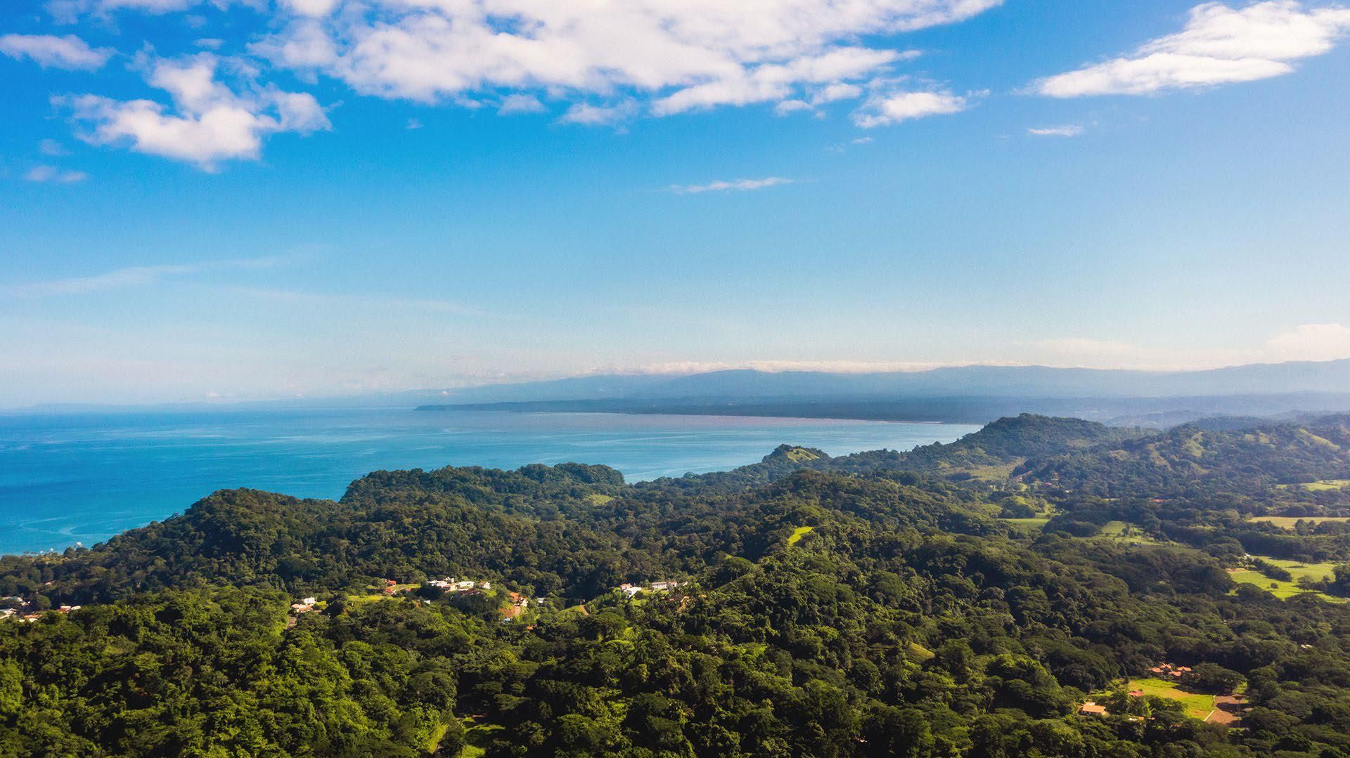 LUXURY OCEAN VIEW PROPERTY IN VILLAS CALETAS PENTHOUSE OCAN VIEW BILASH AND CHARRON REAL ESTATE GROUP COSTA RICA OCEN VIEW PROPE