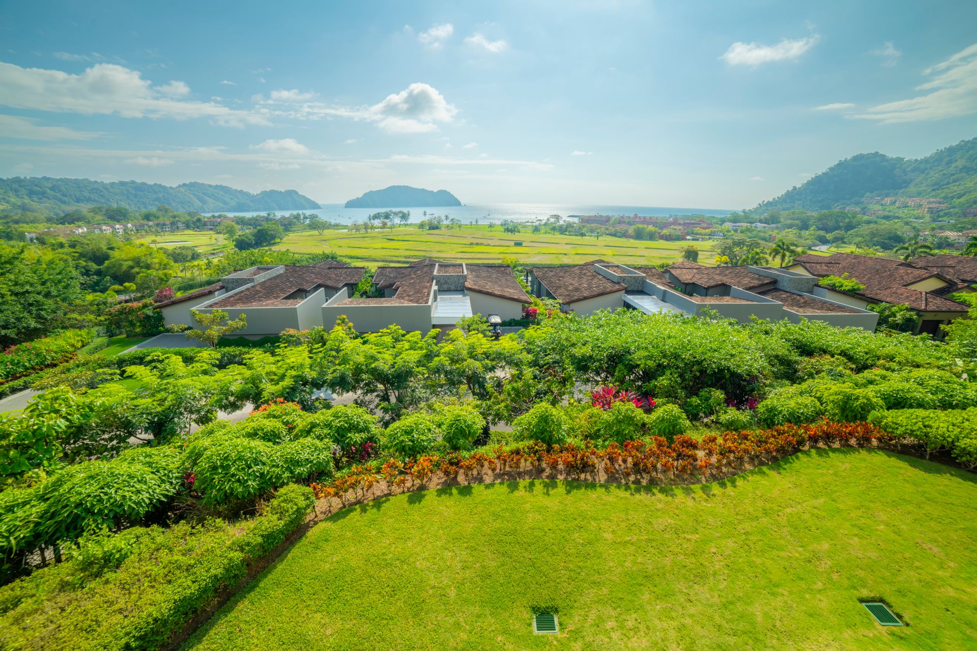 luxury condo for sale ocean view los sueños resort and marina apartamento en miramar los sueños resort and marina ocean view con