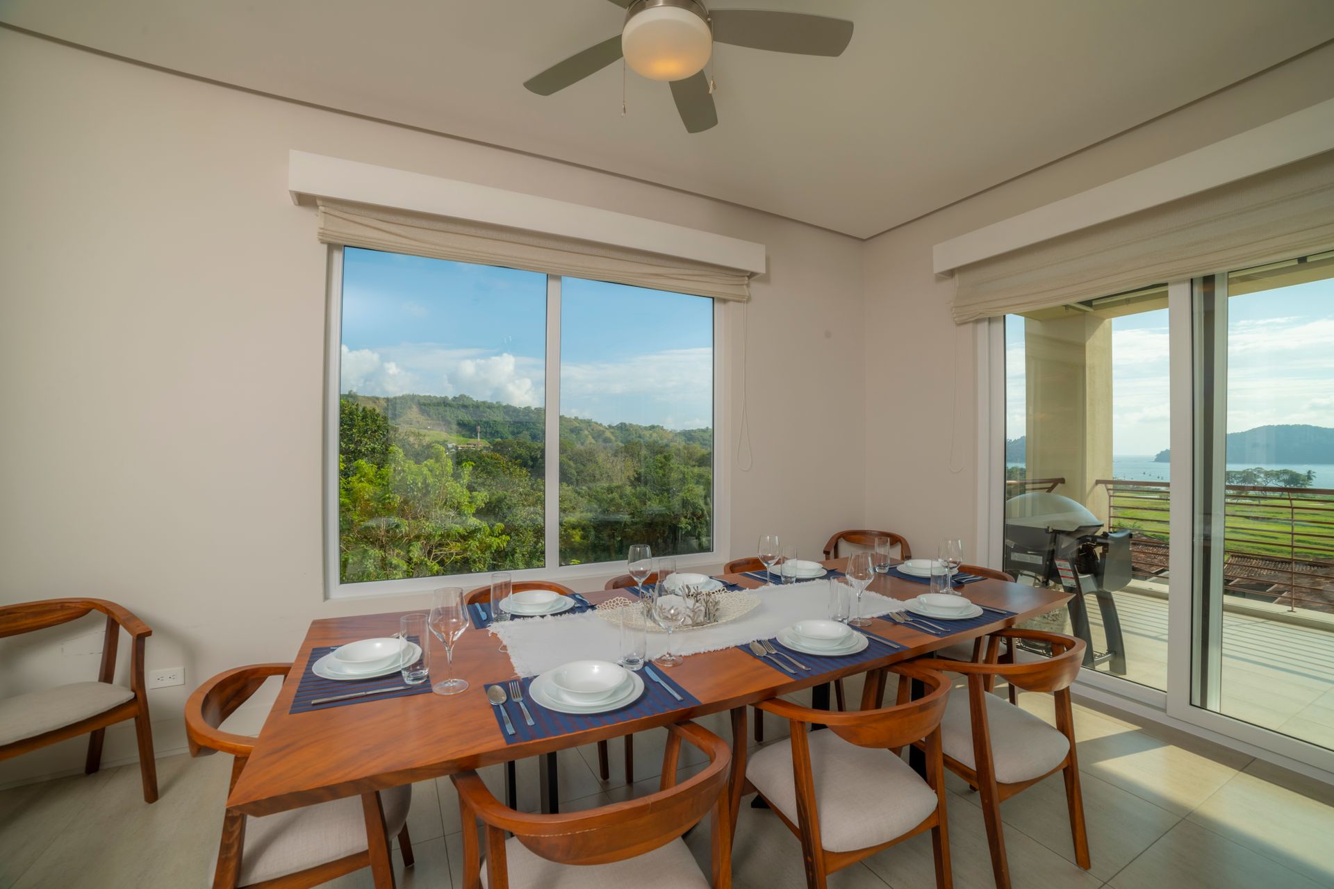 luxury condo for sale ocean view los sueños resort and marina apartamento en miramar los sueños resort and marina ocean view con