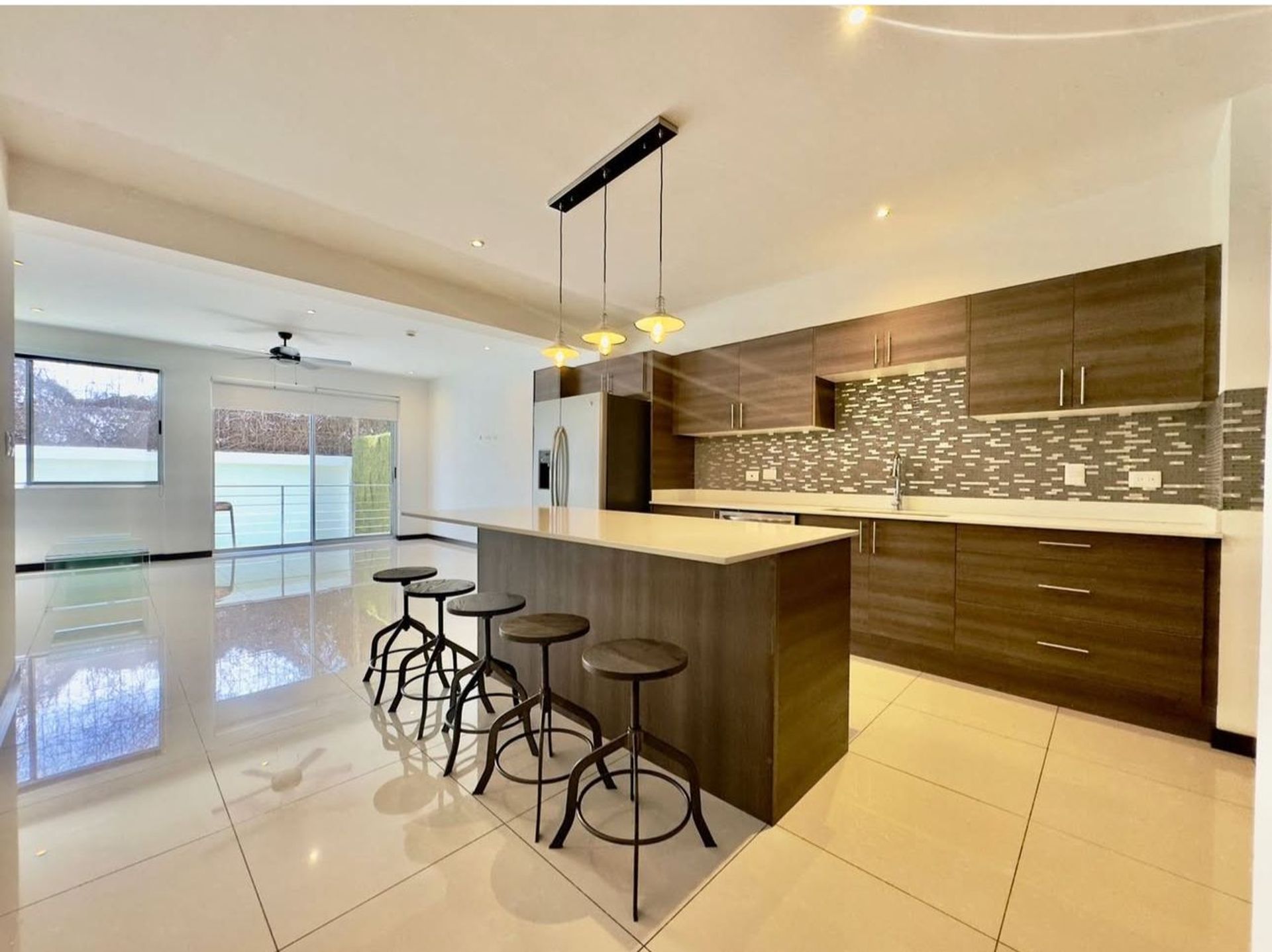 Condo for sale santa ana opportunity price 2 bedroom condo for sale santa ana investment opportunity for sale santa ana apartmen