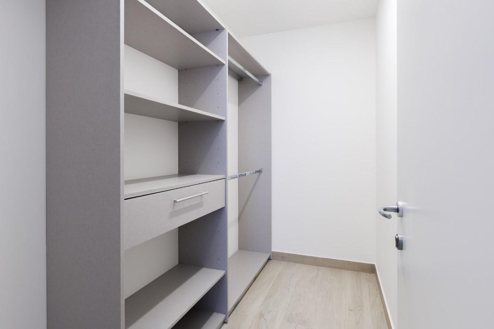 2 bedroom condo for sale avenida escasu - condo for sale near highway and schools - Avenida escazu condo for sale - opportunity 