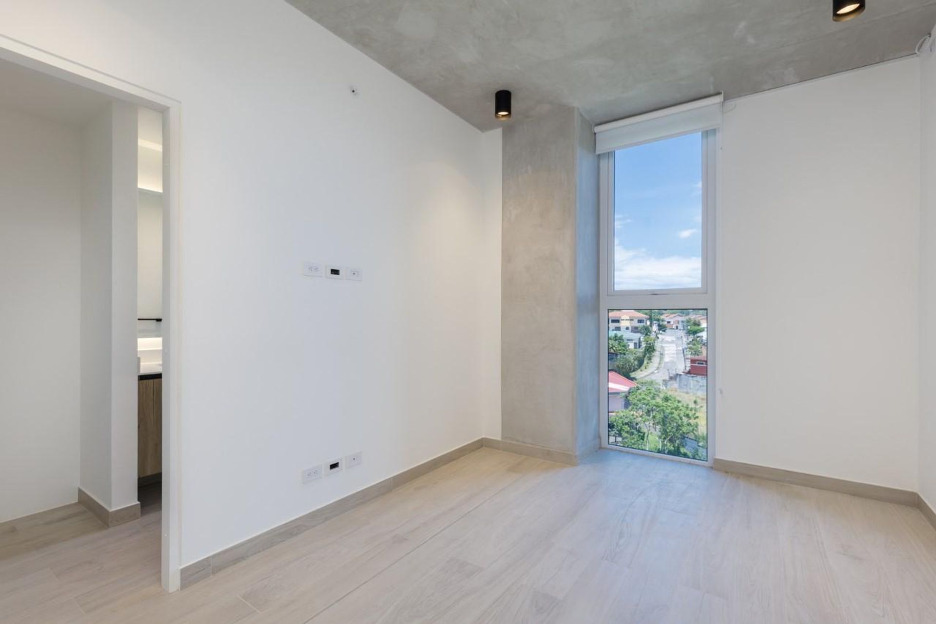 2 bedroom condo for sale avenida escasu - condo for sale near highway and schools - Avenida escazu condo for sale - opportunity 