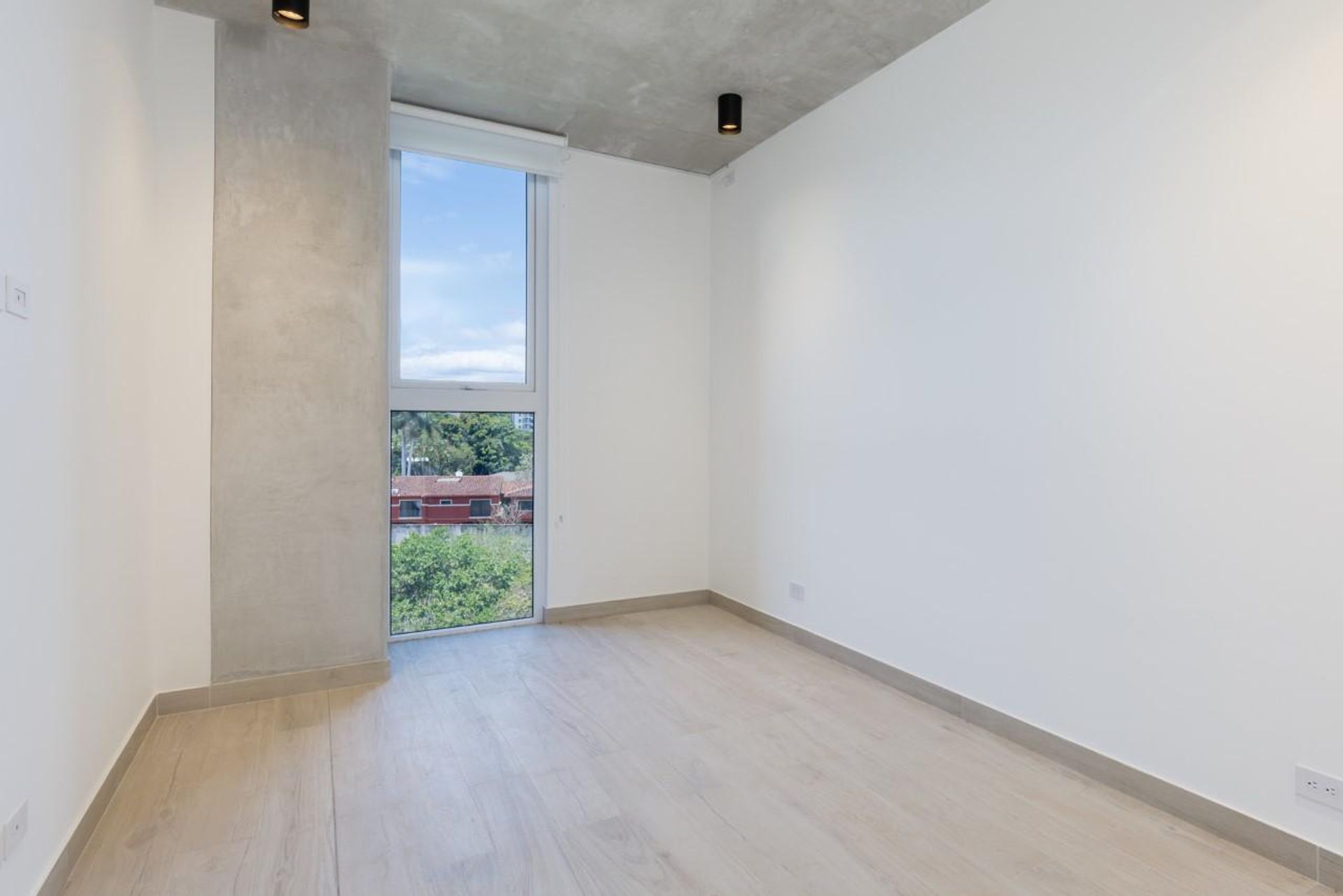 2 bedroom condo for sale avenida escasu - condo for sale near highway and schools - Avenida escazu condo for sale - opportunity