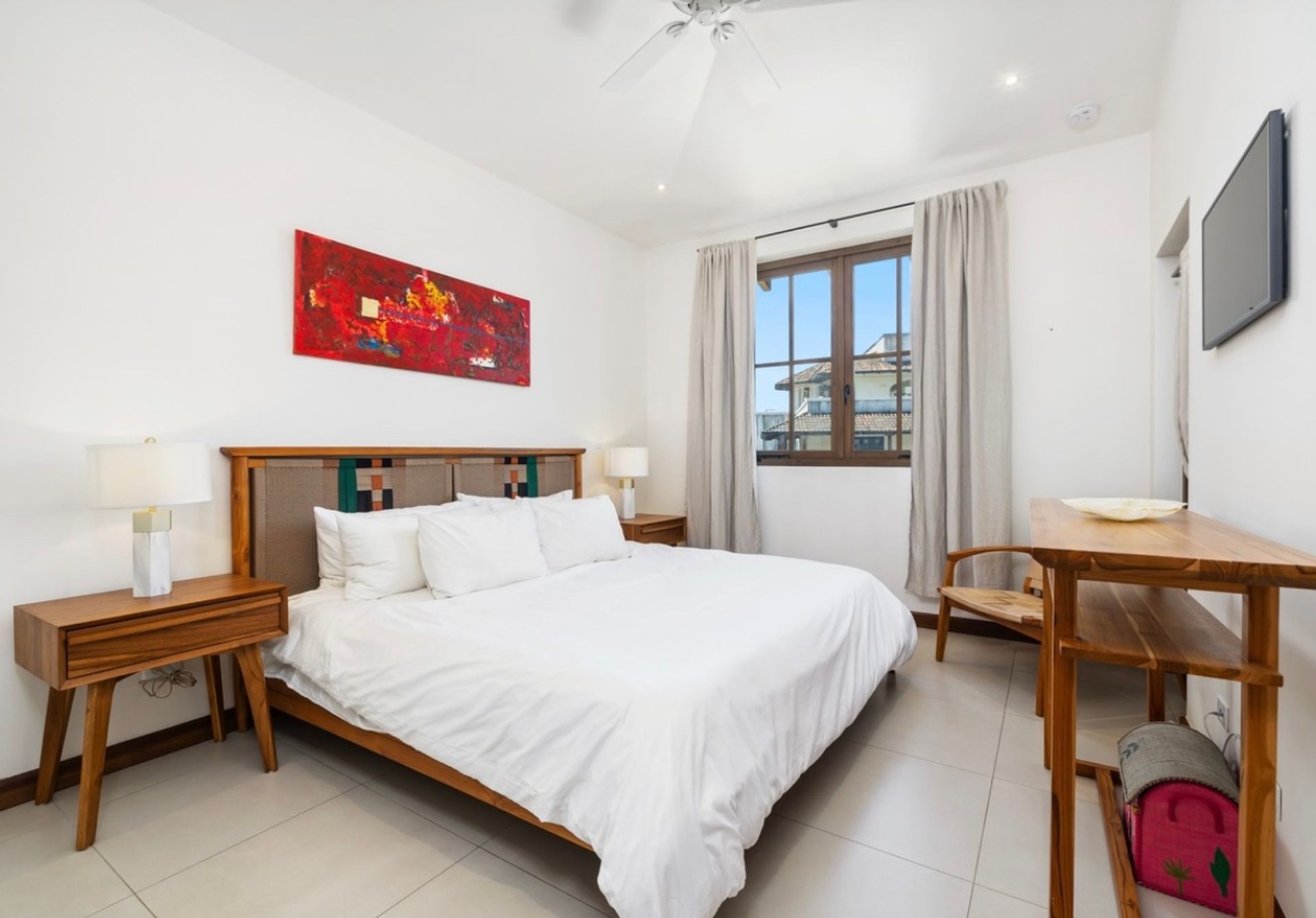 luxury real estate Costa Rica, luxury homes for sale Costa Rica, oceanfront property Costa Rica, beachfront homes Las Catalinas,