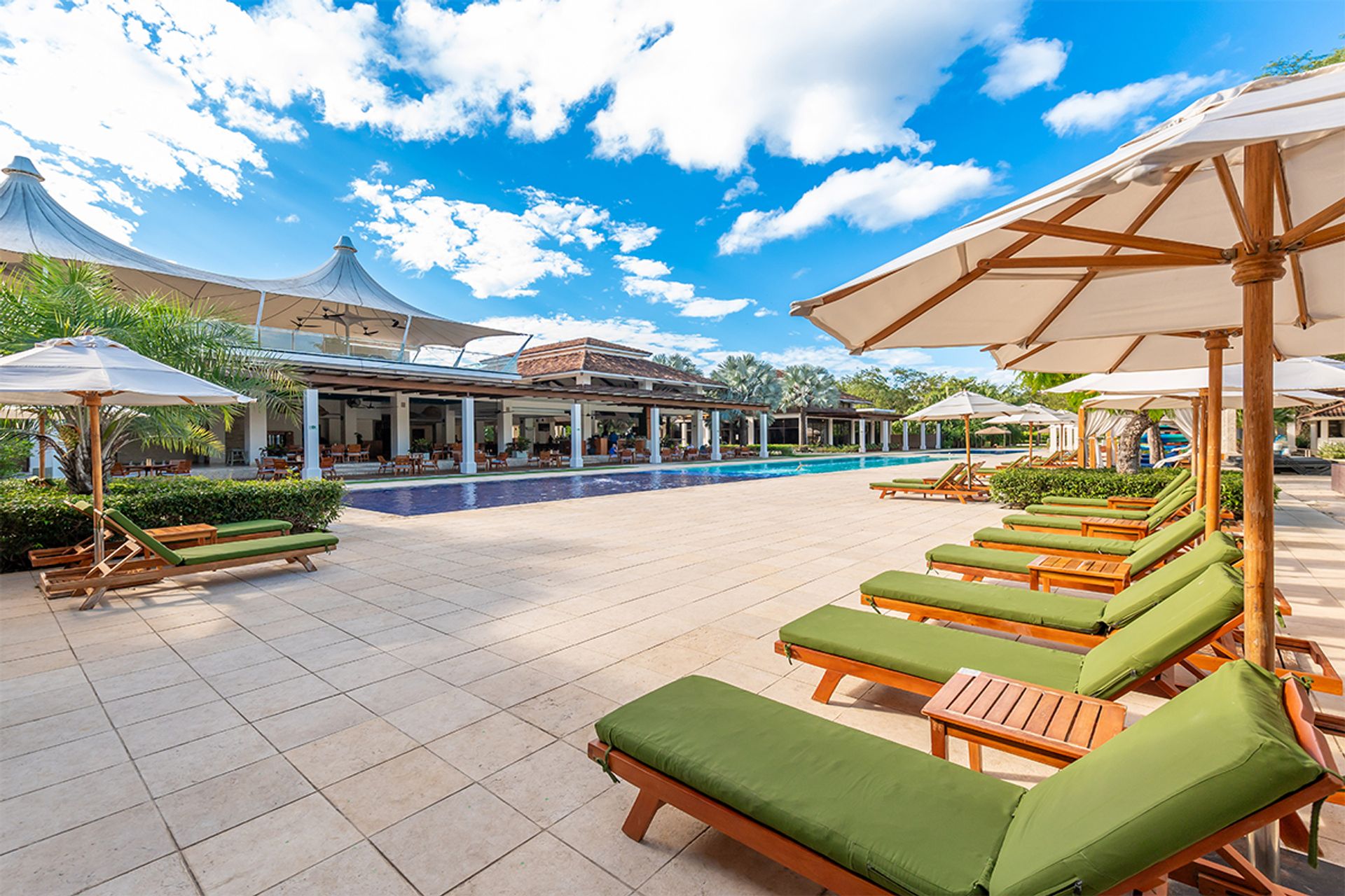 luxury condo Reserva Conchal, beachfront condo Costa Rica, Carao community condo for sale, turnkey condo Playa Conchal, ocean vi