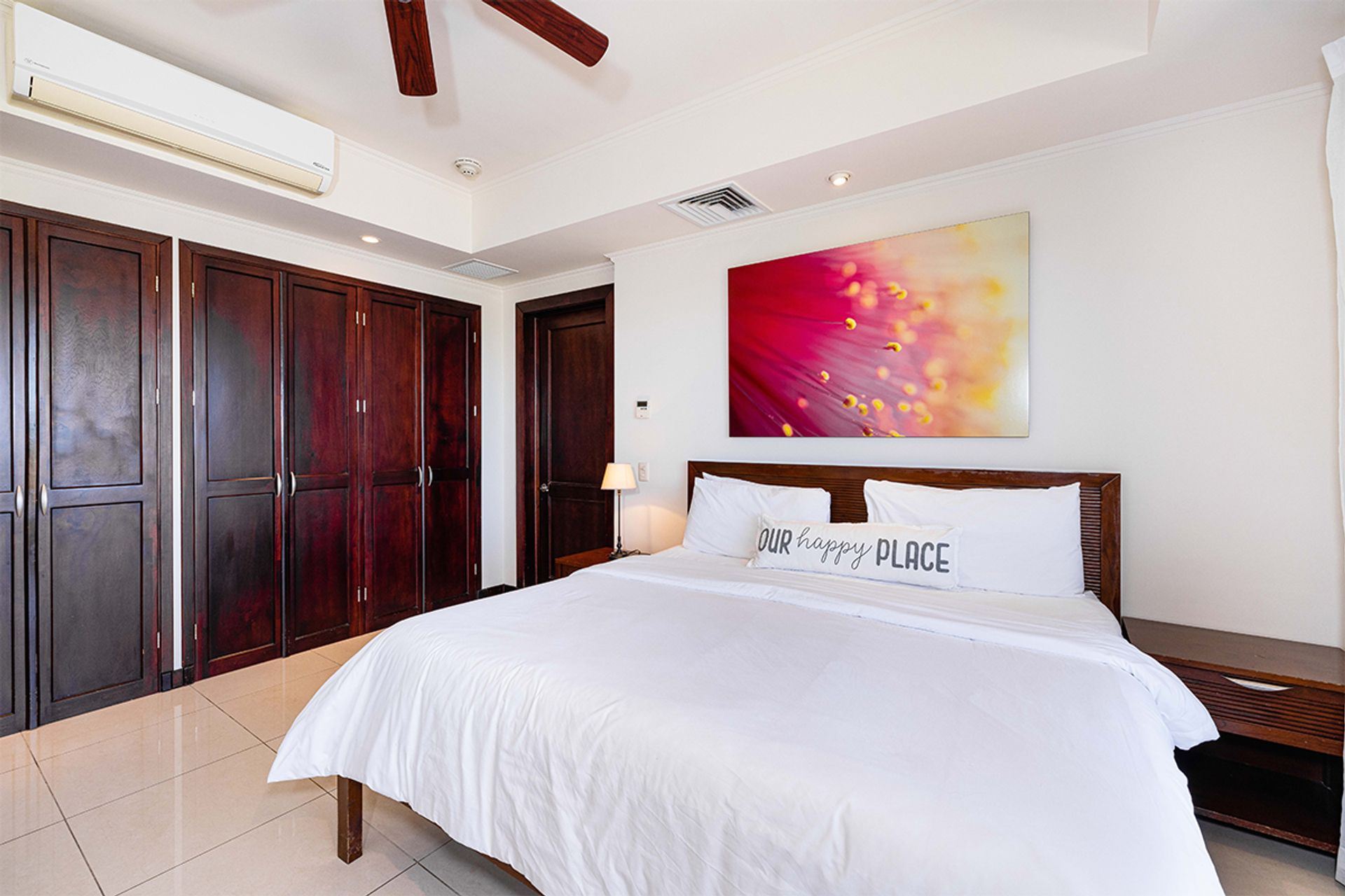 luxury condo Reserva Conchal, beachfront condo Costa Rica, Carao community condo for sale, turnkey condo Playa Conchal, ocean vi