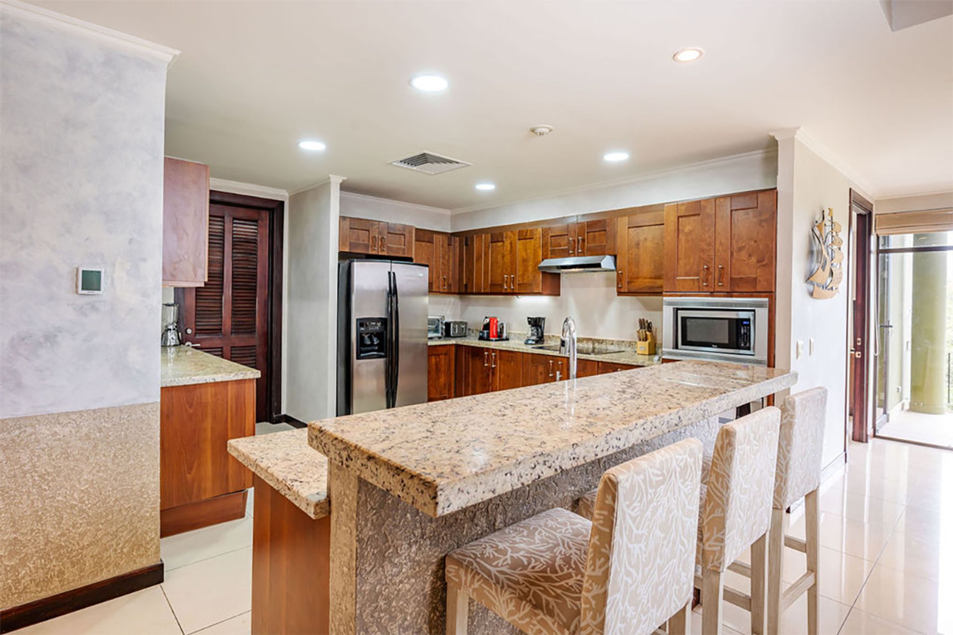 luxury condo Reserva Conchal, beachfront condo Costa Rica, Carao community condo for sale, turnkey condo Playa Conchal, ocean vi