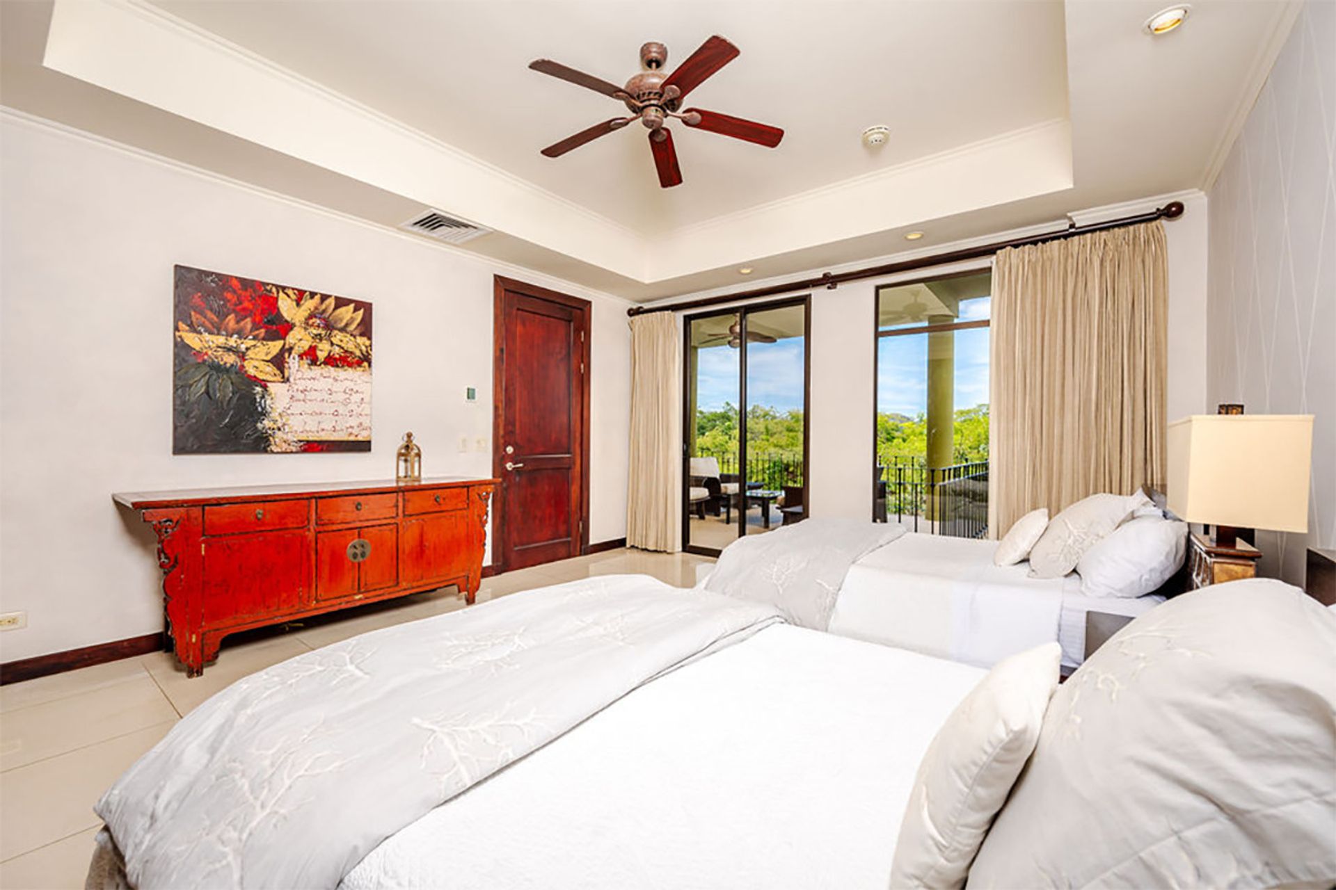 luxury condo Reserva Conchal, beachfront condo Costa Rica, Carao community condo for sale, turnkey condo Playa Conchal, ocean vi