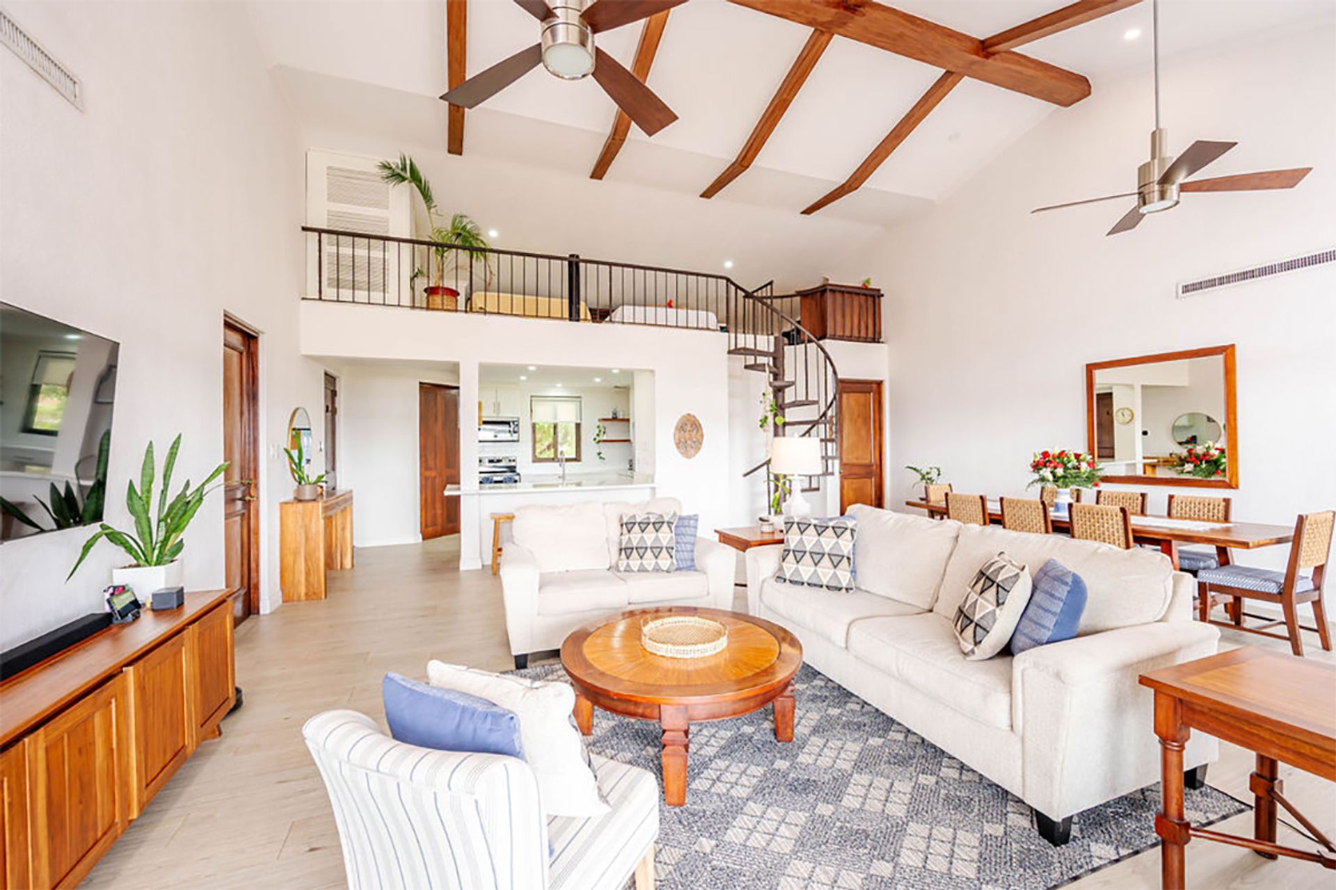 luxury condo Reserva Conchal, beachfront condo Costa Rica, Carao community condo for sale, turnkey condo Playa Conchal, ocean vi