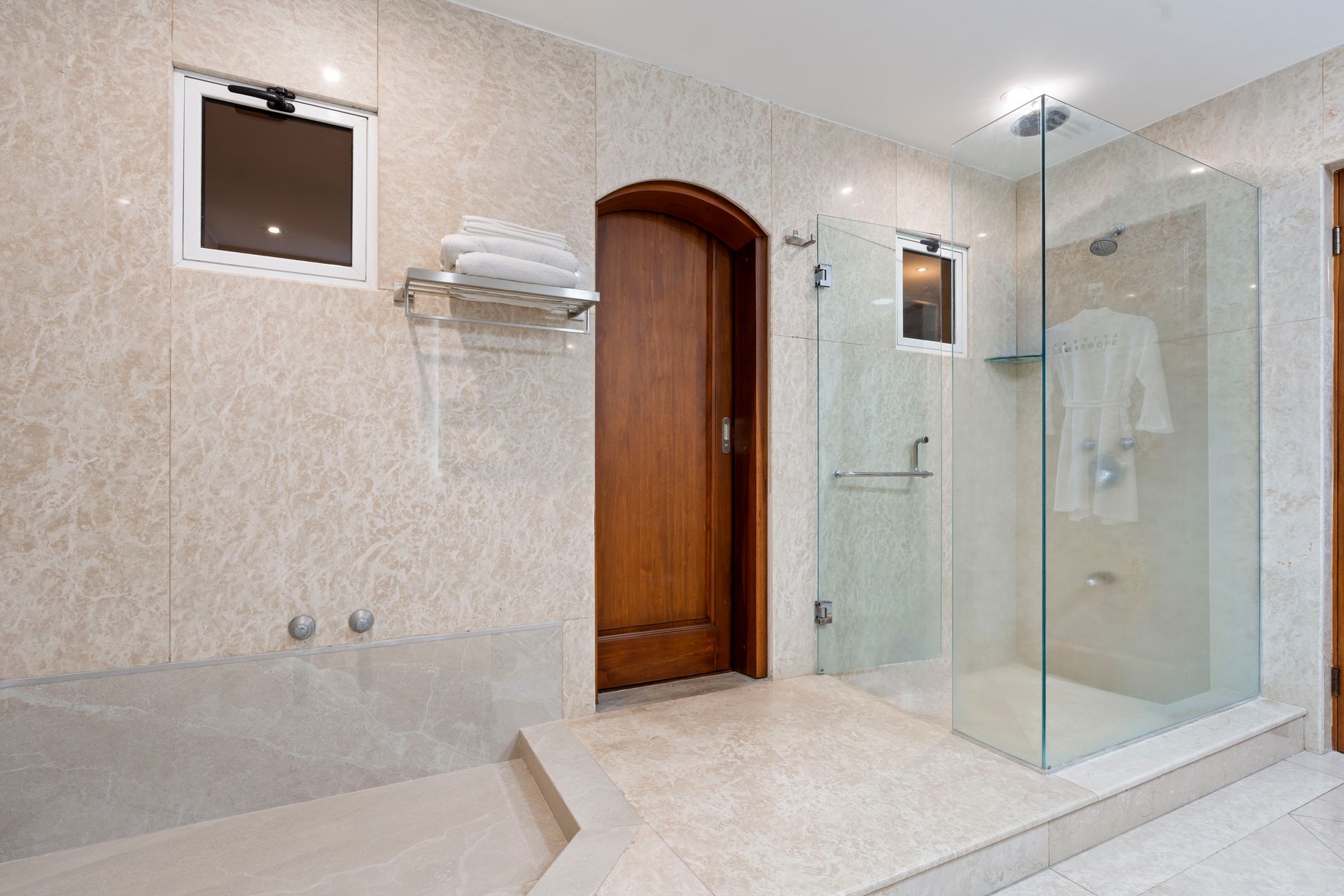 Luxury home in Escazú, Cerro Alto home for sale, Gated community Escazú, House for sale Cerro Alto, Escazú luxury real estate, m