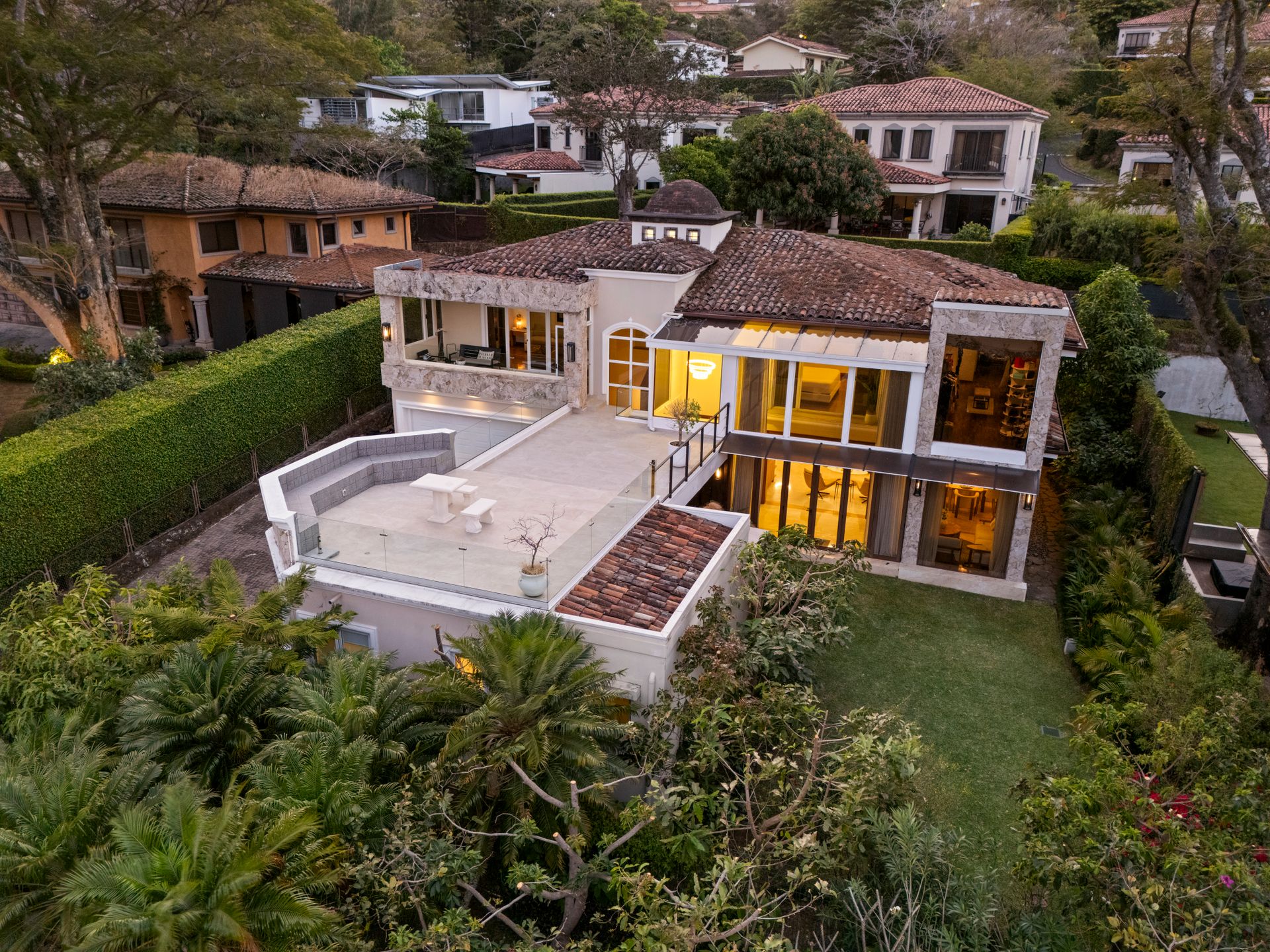 Luxury home in Escazú, Cerro Alto home for sale, Gated community Escazú, House for sale Cerro Alto, Escazú luxury real estate, m