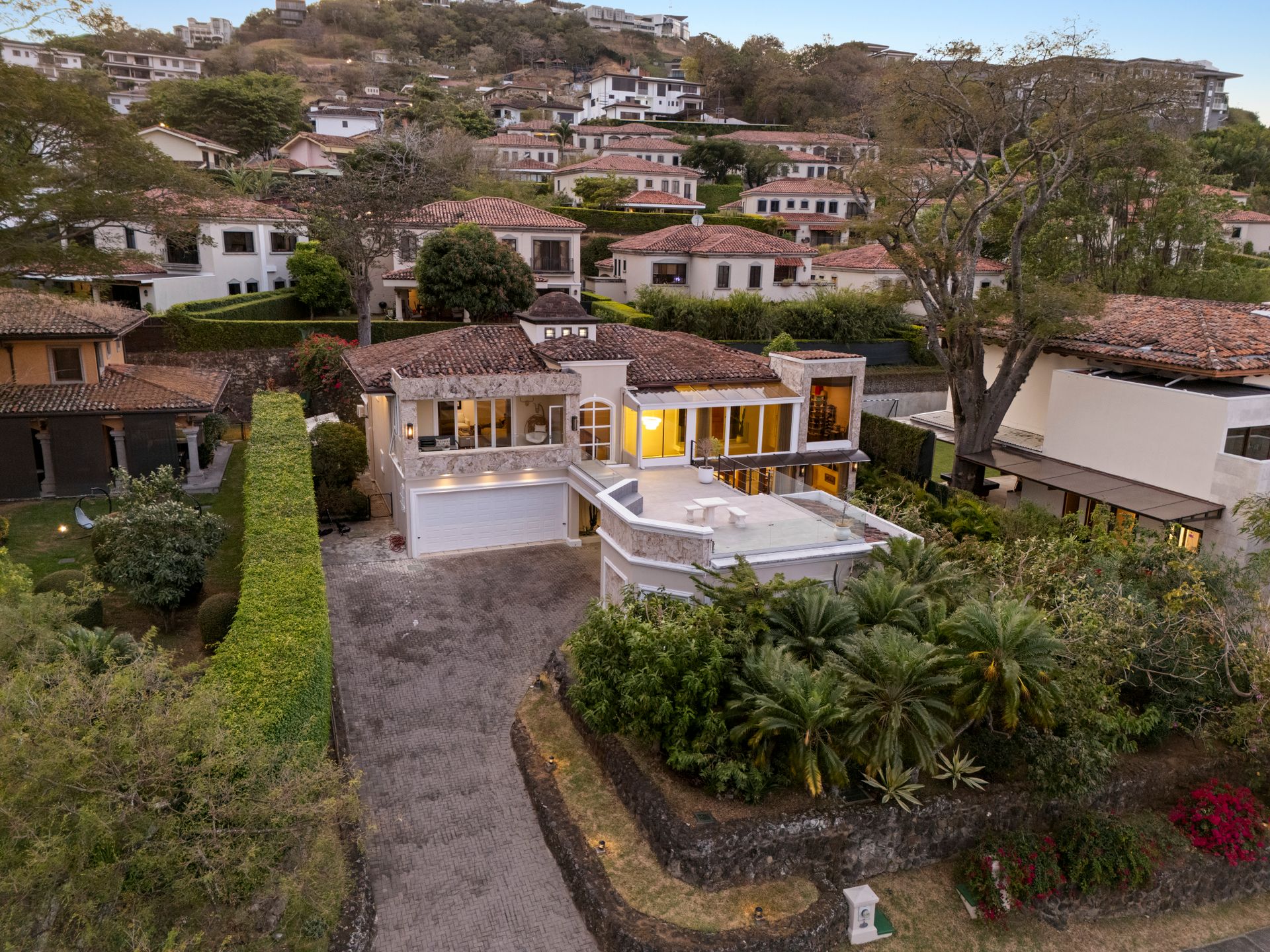 Luxury home in Escazú, Cerro Alto home for sale, Gated community Escazú, House for sale Cerro Alto, Escazú luxury real estate, m