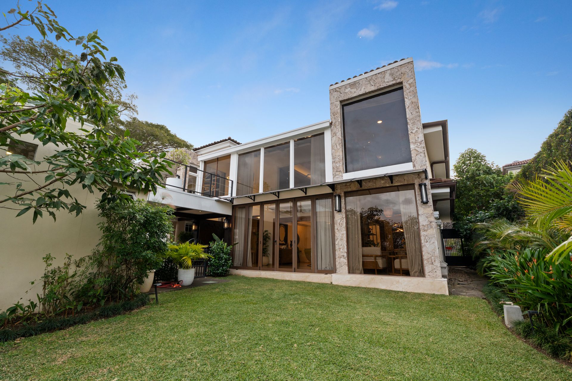 Luxury home in Escazú, Cerro Alto home for sale, Gated community Escazú, House for sale Cerro Alto, Escazú luxury real estate, m