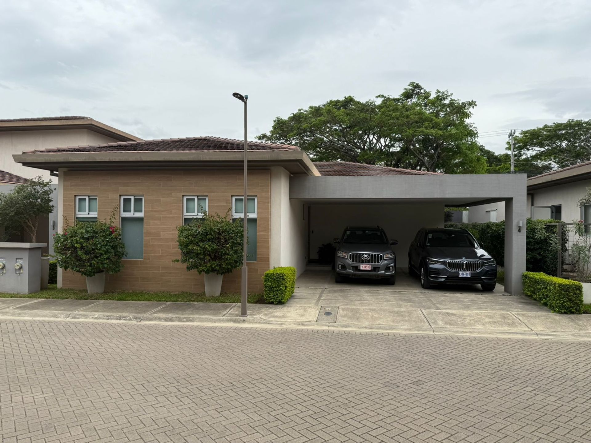 Condominio Valva santa ana lindora house for sale one story home for sale santa ana casa en venta condominio santa ana oportunid