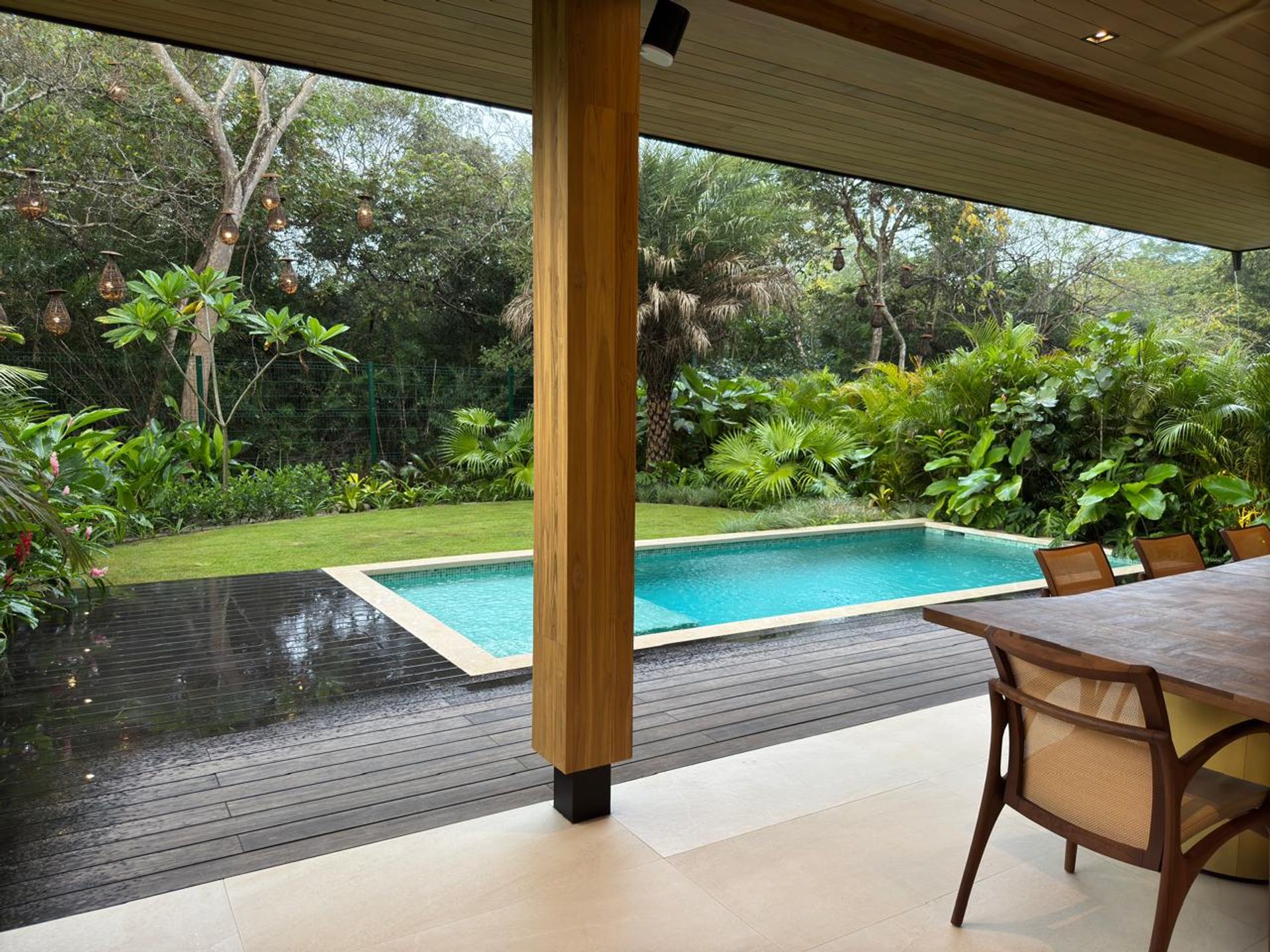 3f523fc5-61a9-41a1-a132-4f9d2235a48c