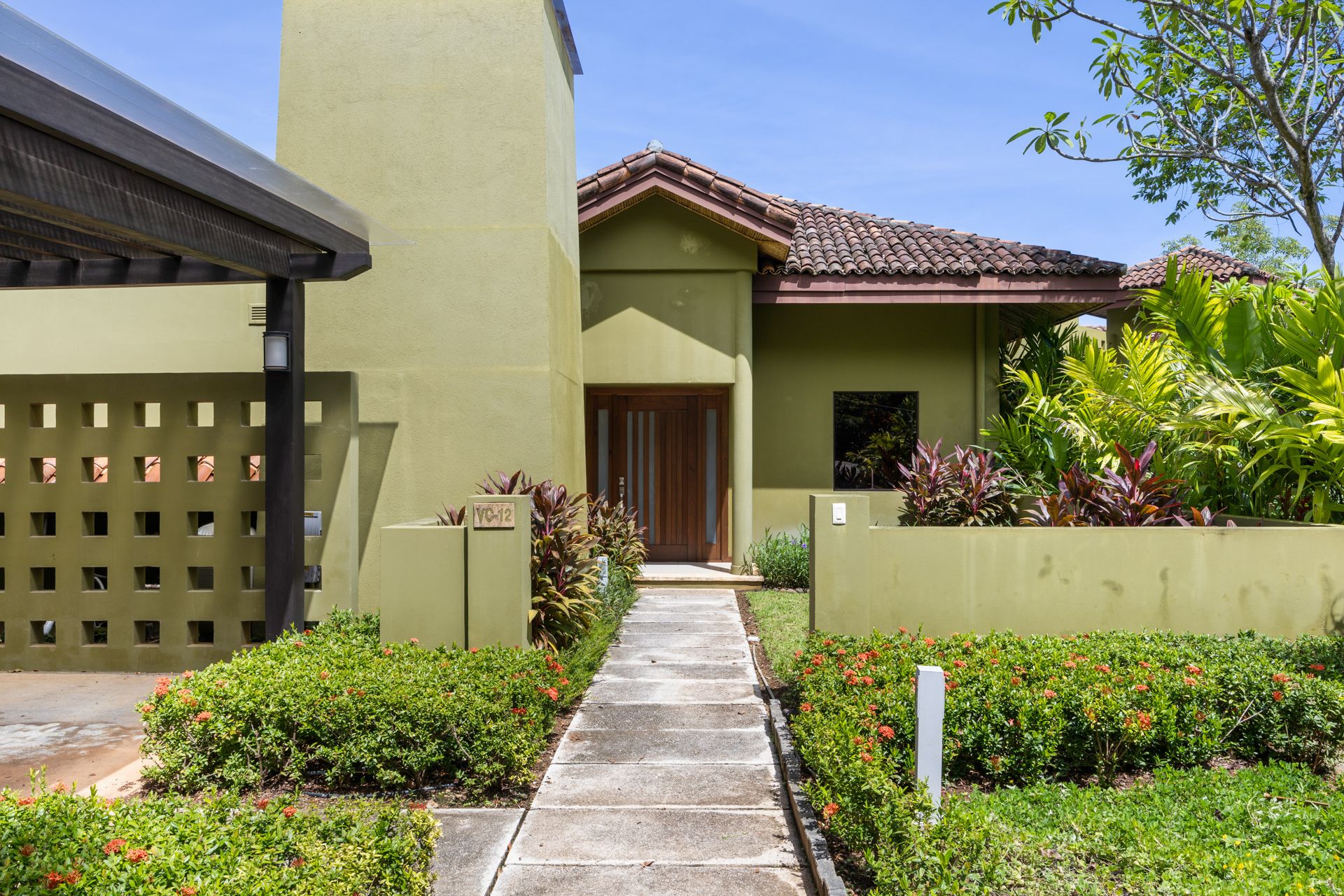 46-villa-carao-12-costa-rica-golf-course-view-home RESERVA CONCHAL HOME FOR SALE CARAO GATED COMMUNIITY PLAYA CONCHAL CONCHAL BE