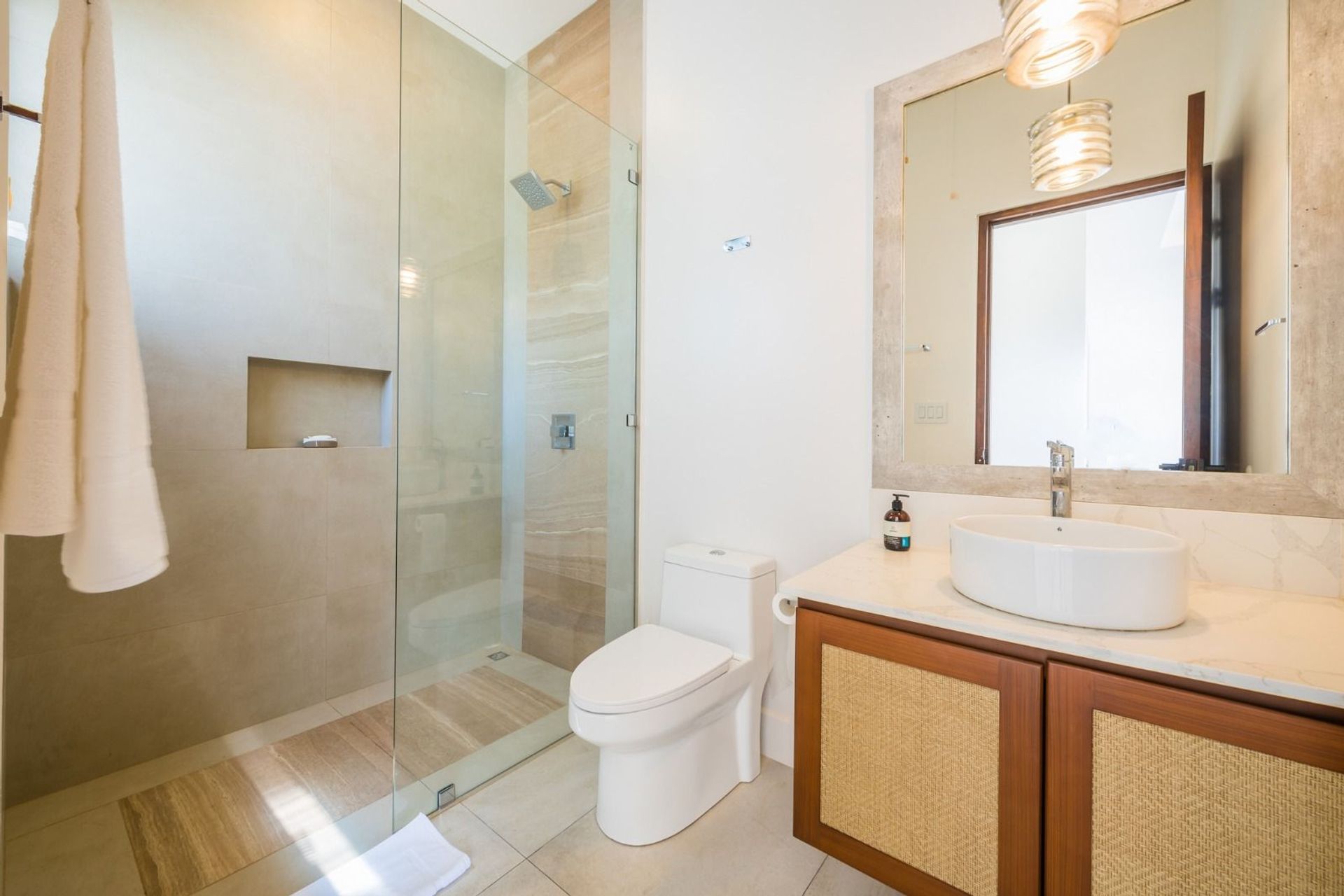 Los almendros house for sale hacienda pinila house for sale 1 floor