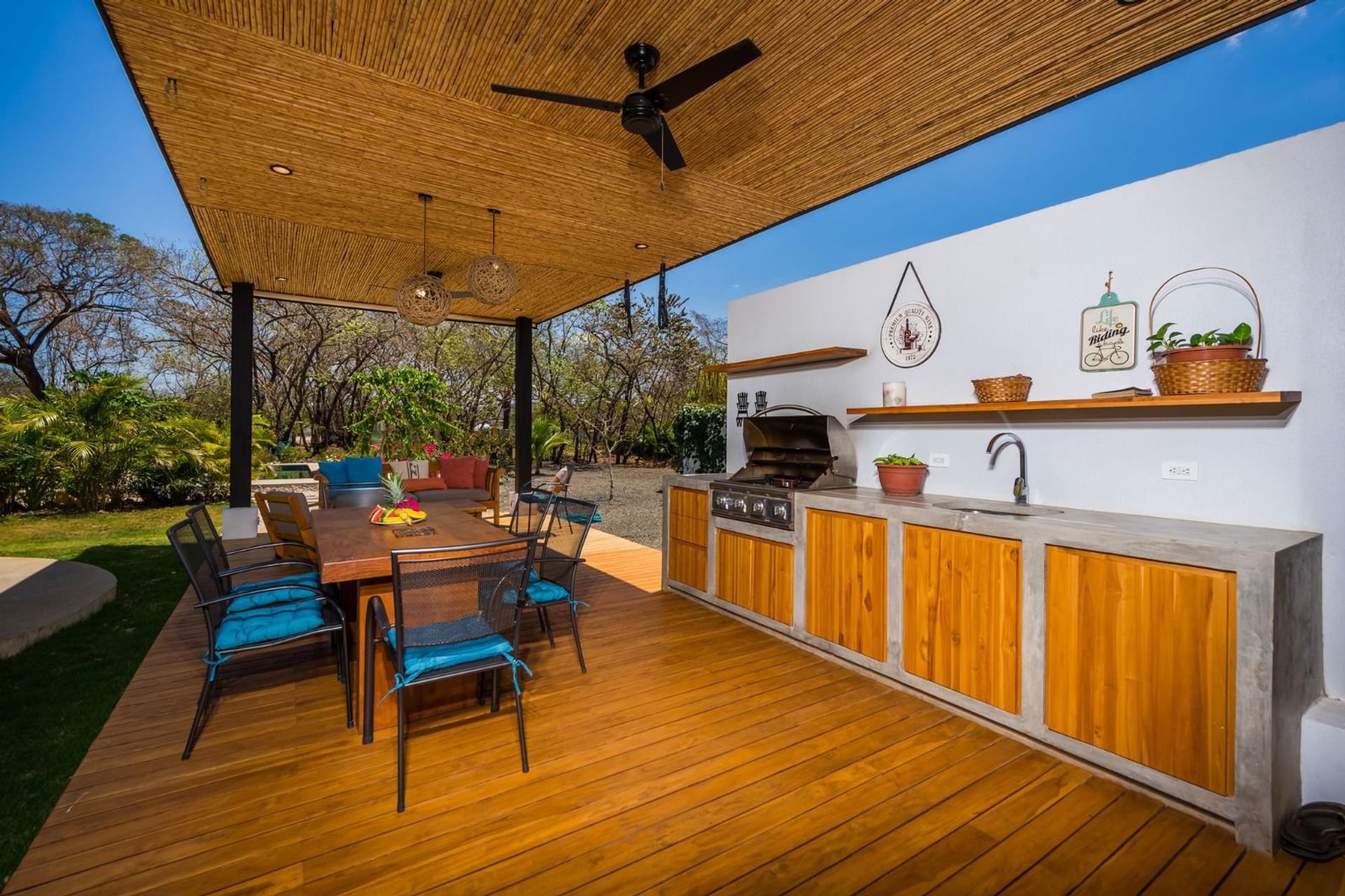 Los almendros house for sale hacienda pinila house for sale 1 floor