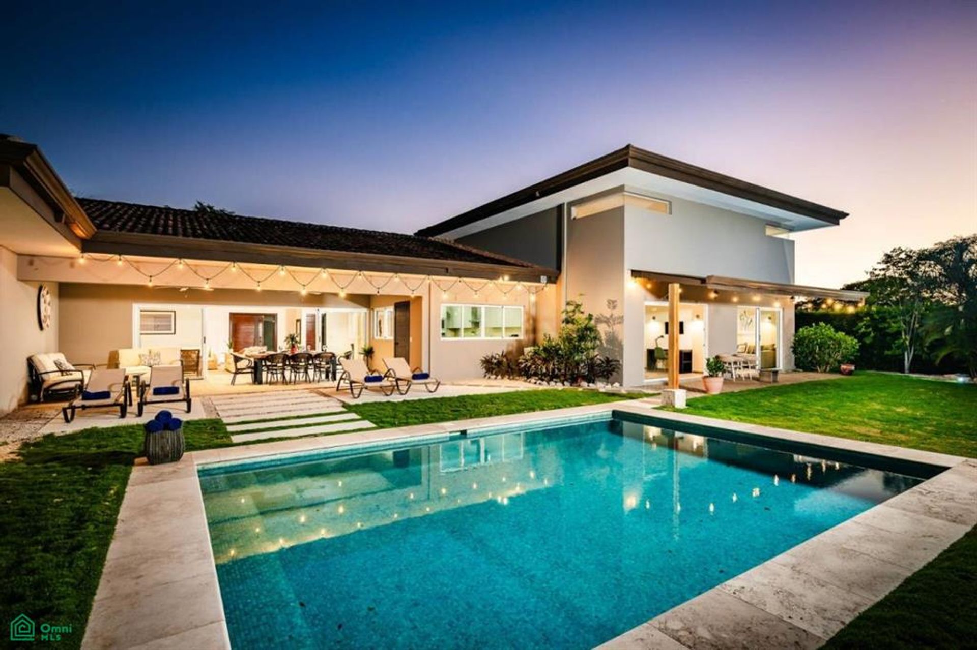 Las brisas hacienda pinilla, house for sale hacienda pinilla guanacaste, jw marriot guanacaste costa rica, luxury ocean front ho