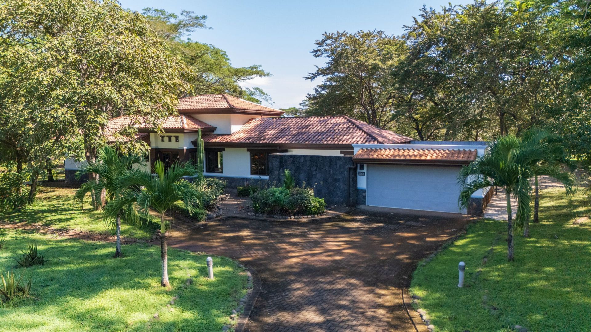 Brisas 58 hacienda pinilla guanacaste, luxury house for sale in hacienda pinilla ocean front house for sale hacienda pinilla cos