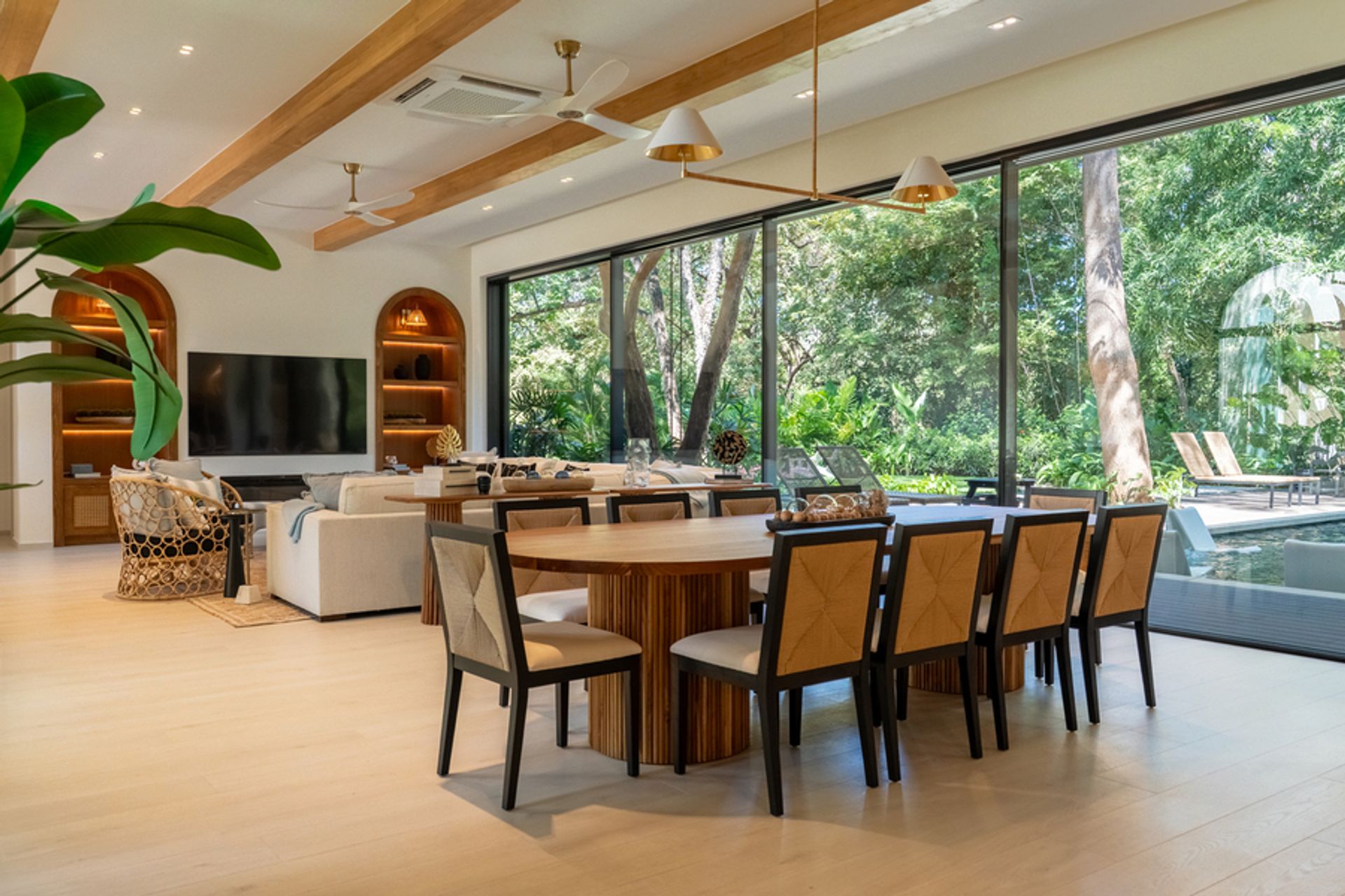 luxury homes Costa Rica, Costa Rica real estate, ocean view homes Costa Rica, beachfront homes Costa Rica, luxury villas Costa R