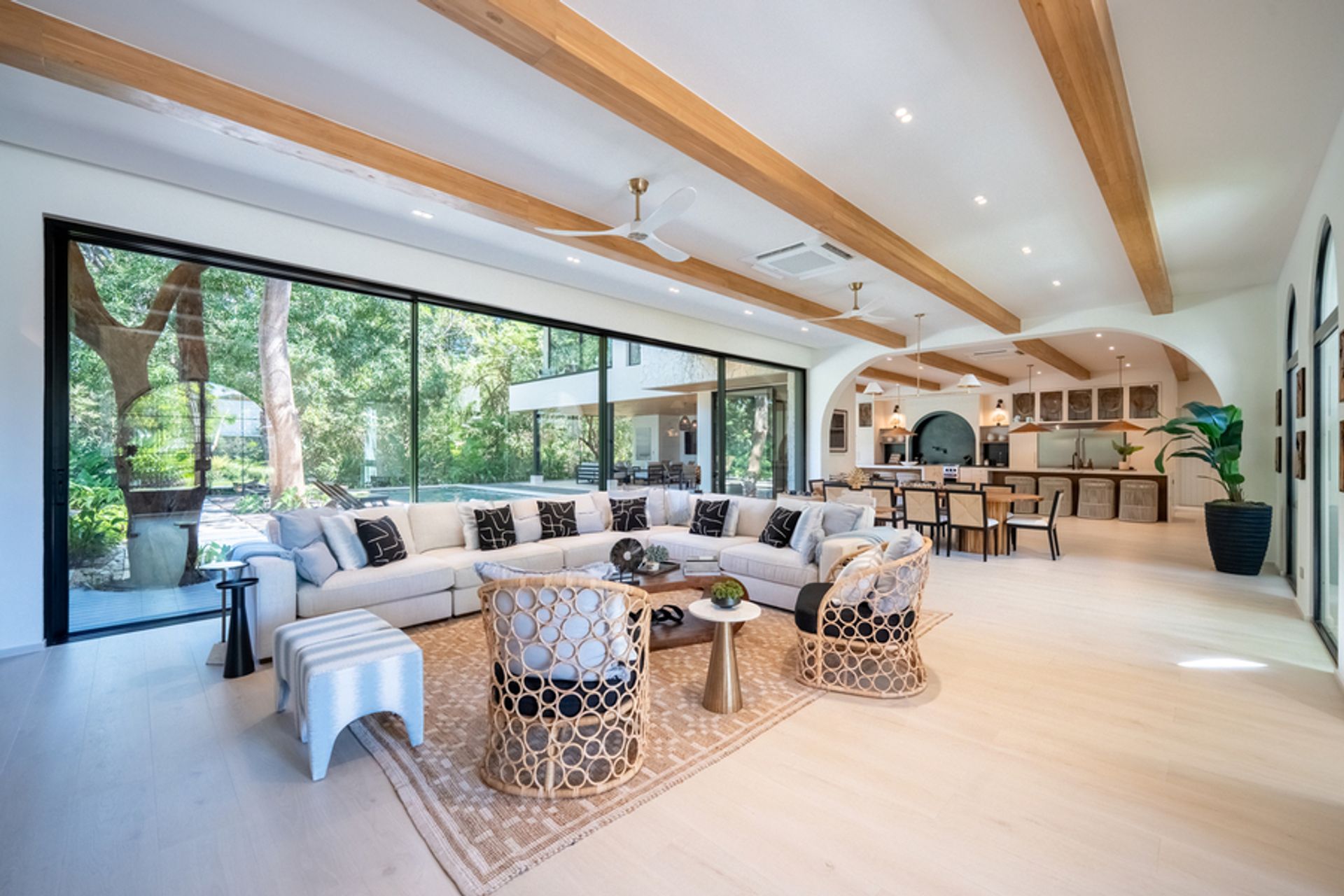 luxury homes Costa Rica, Costa Rica real estate, ocean view homes Costa Rica, beachfront homes Costa Rica, luxury villas Costa R