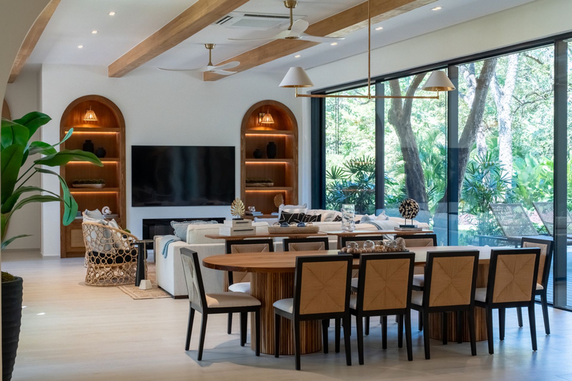 luxury homes Costa Rica, Costa Rica real estate, ocean view homes Costa Rica, beachfront homes Costa Rica, luxury villas Costa R