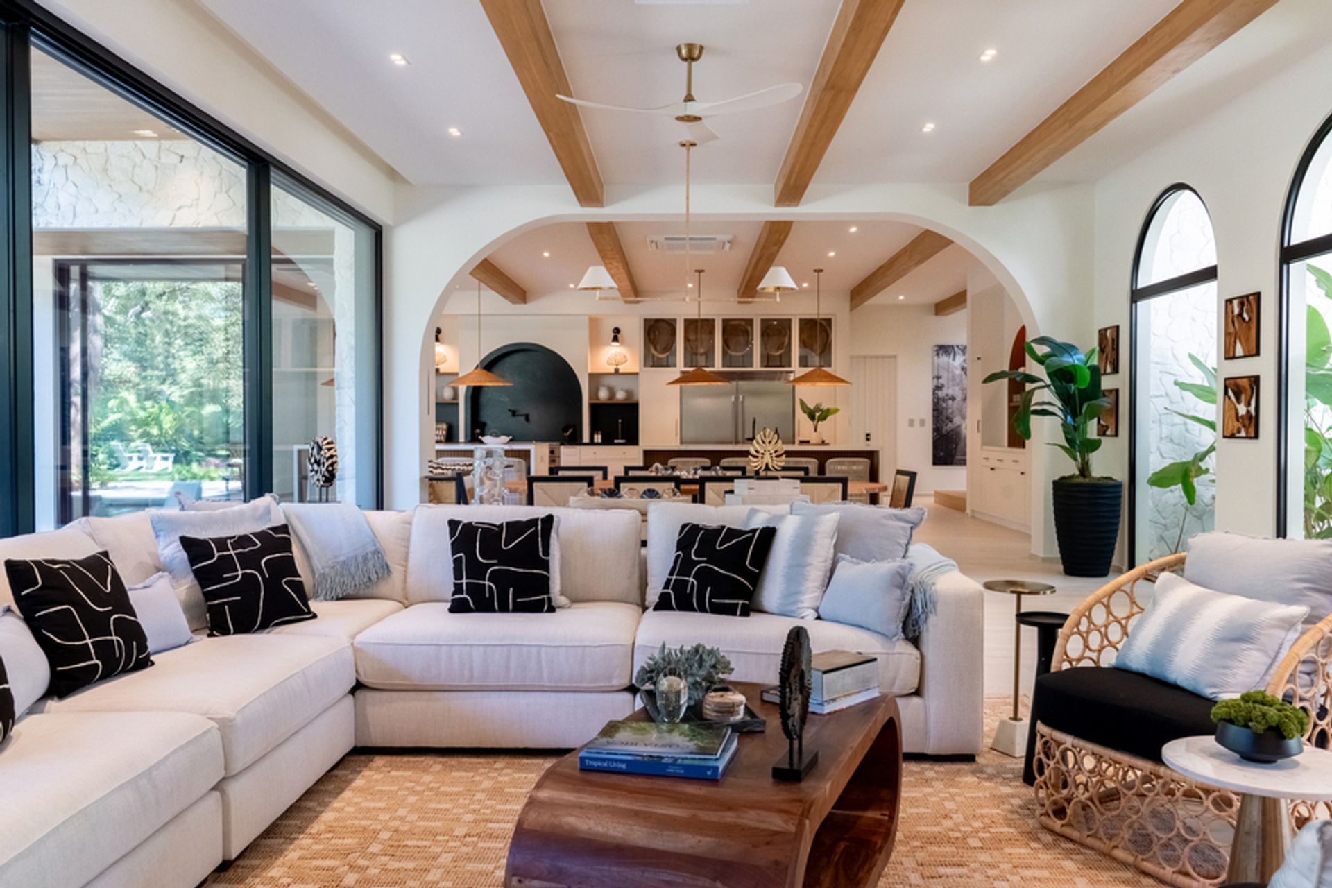 luxury homes Costa Rica, Costa Rica real estate, ocean view homes Costa Rica, beachfront homes Costa Rica, luxury villas Costa R